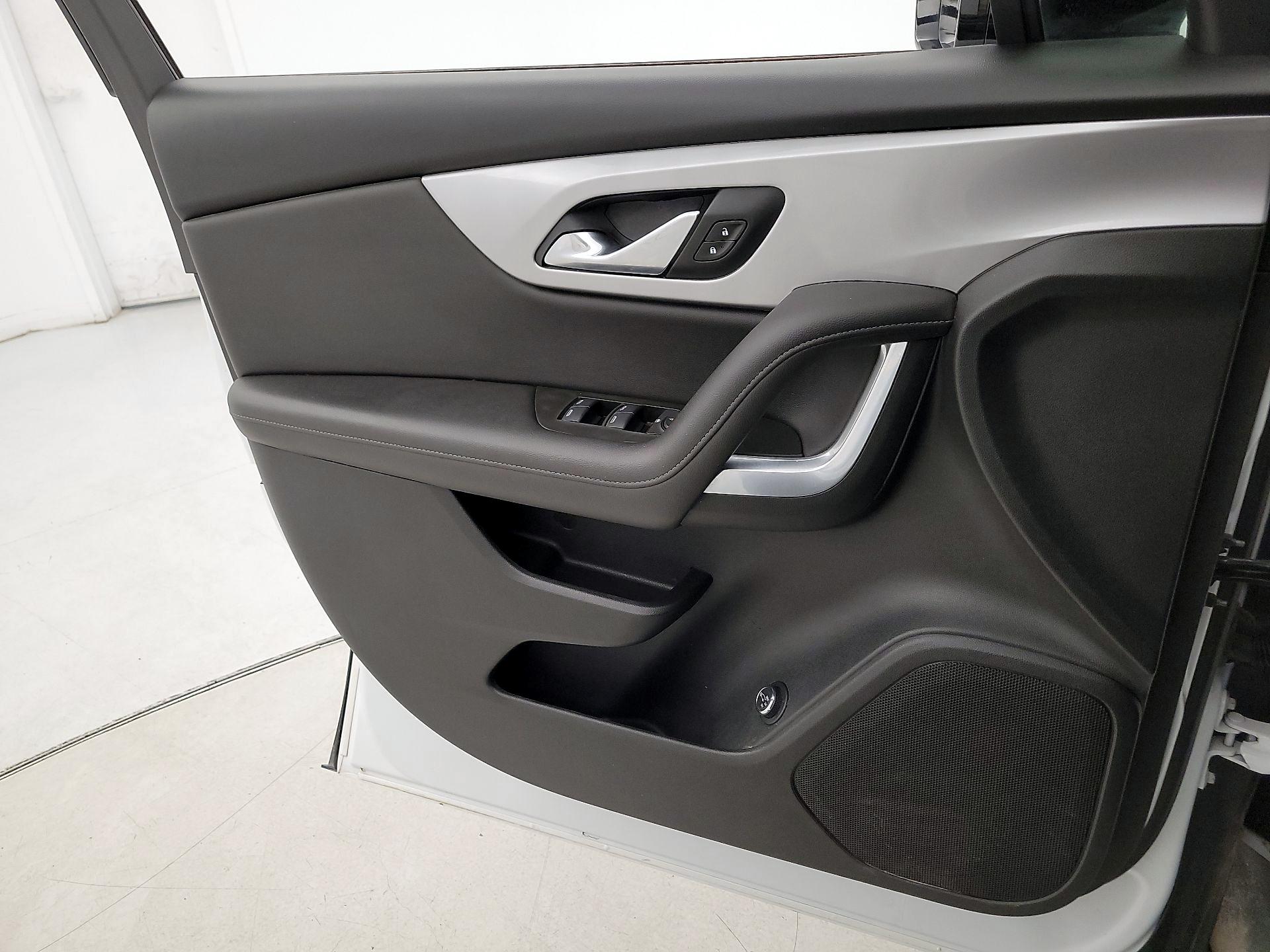 Thumbnail: 2021 Chevrolet Blazer - 12