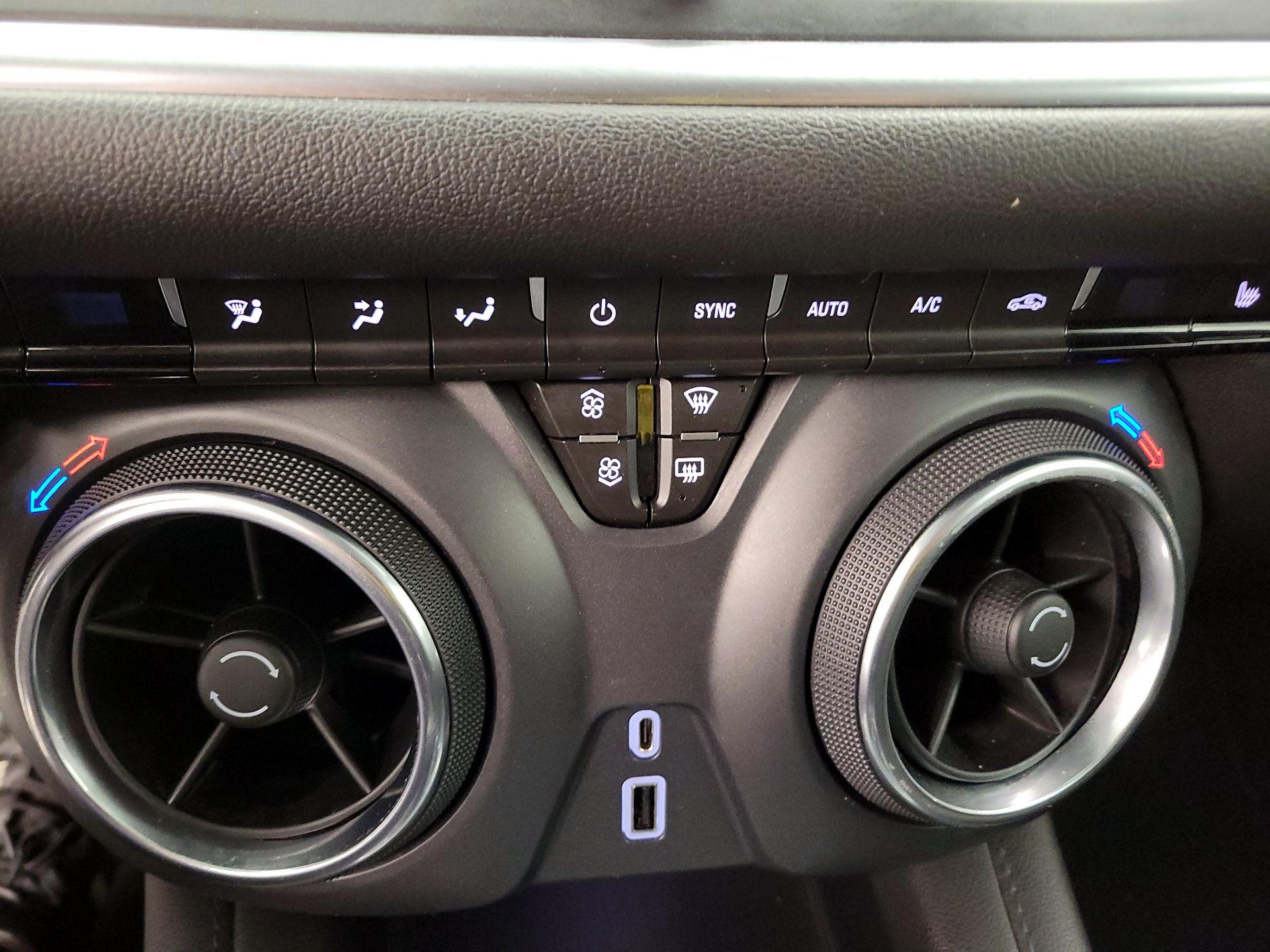 Thumbnail: 2021 Chevrolet Blazer - 16