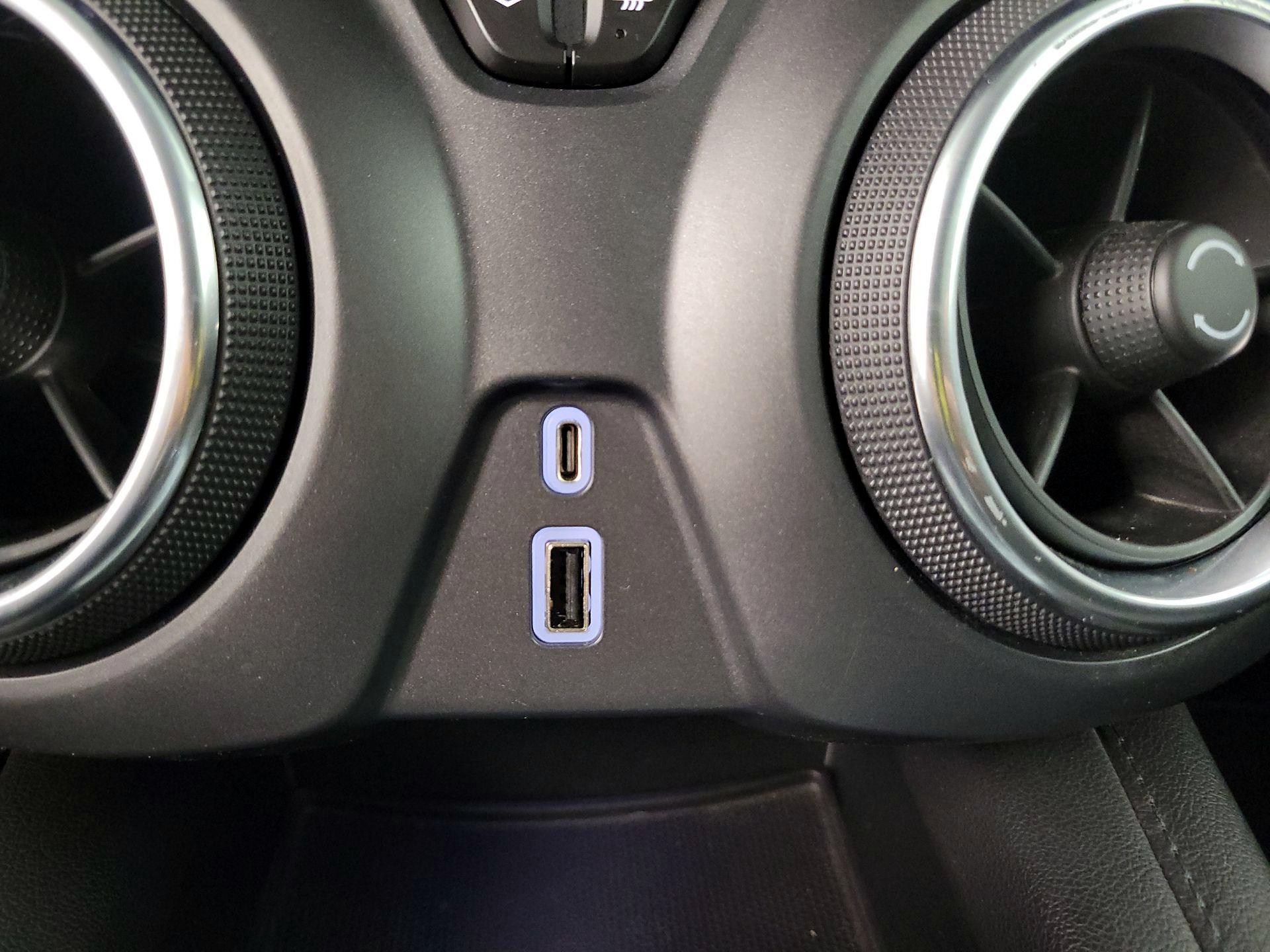 Thumbnail: 2021 Chevrolet Blazer - 18