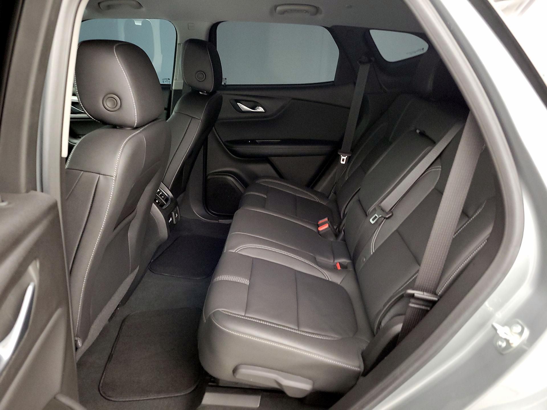 Thumbnail: 2024 Chevrolet Blazer - 19