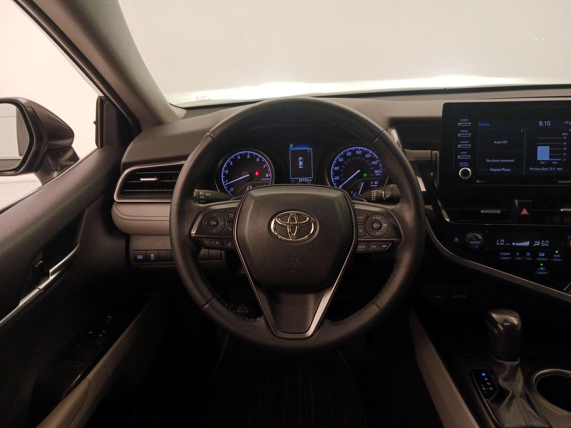 Thumbnail: 2023 Toyota Camry - 10