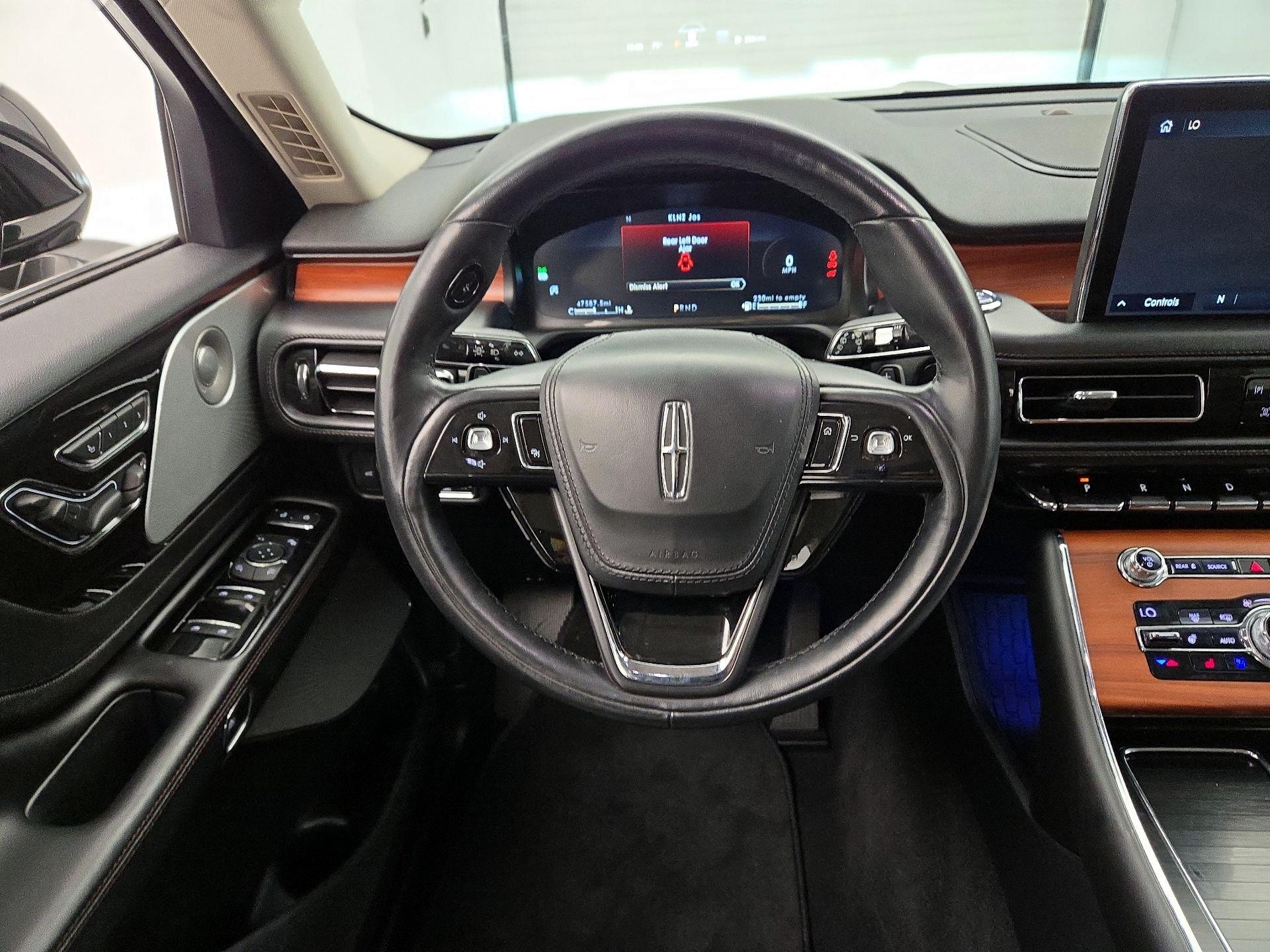 Thumbnail: 2020 Lincoln Aviator - 10