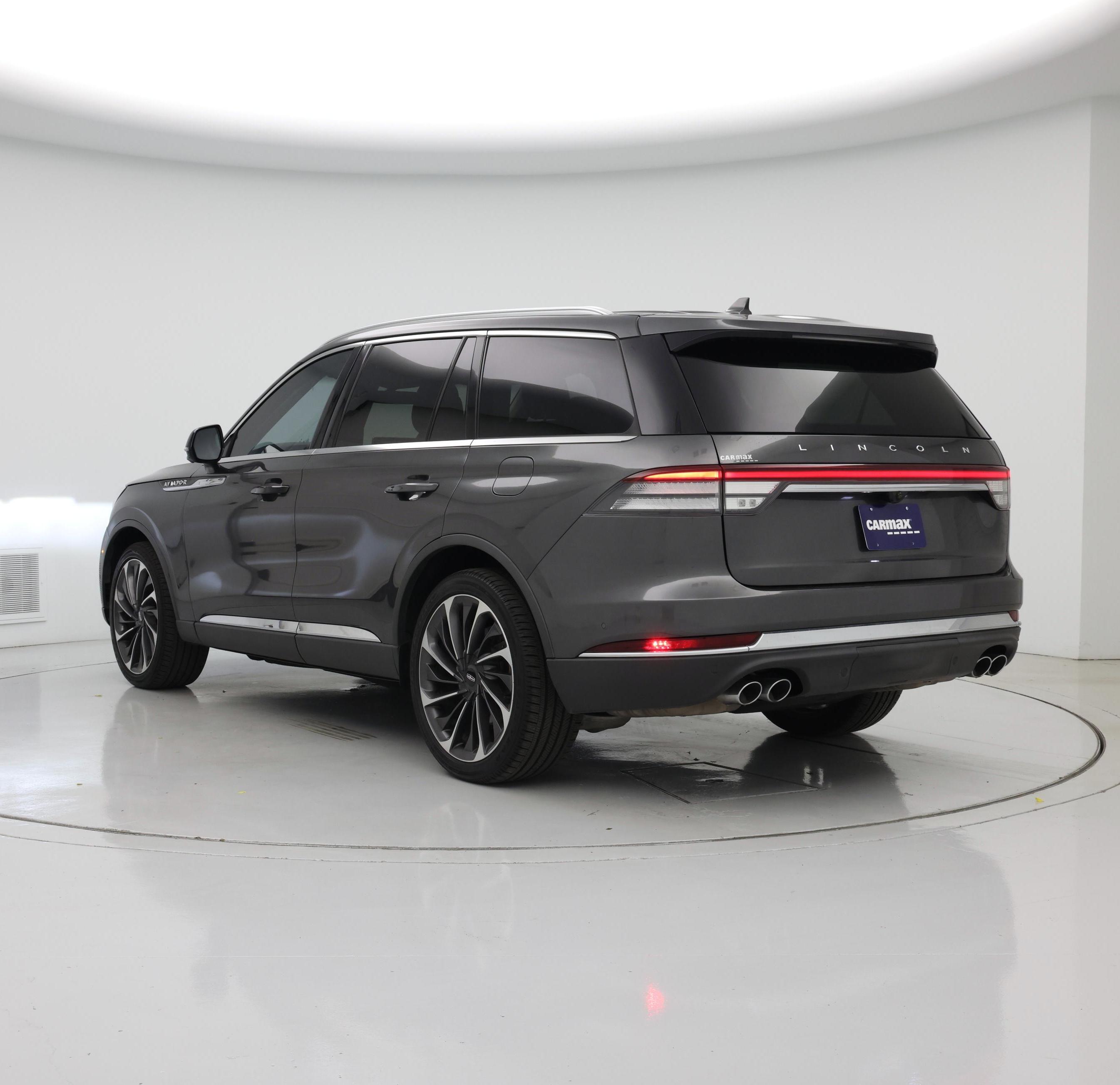 Thumbnail: 2020 Lincoln Aviator - 2