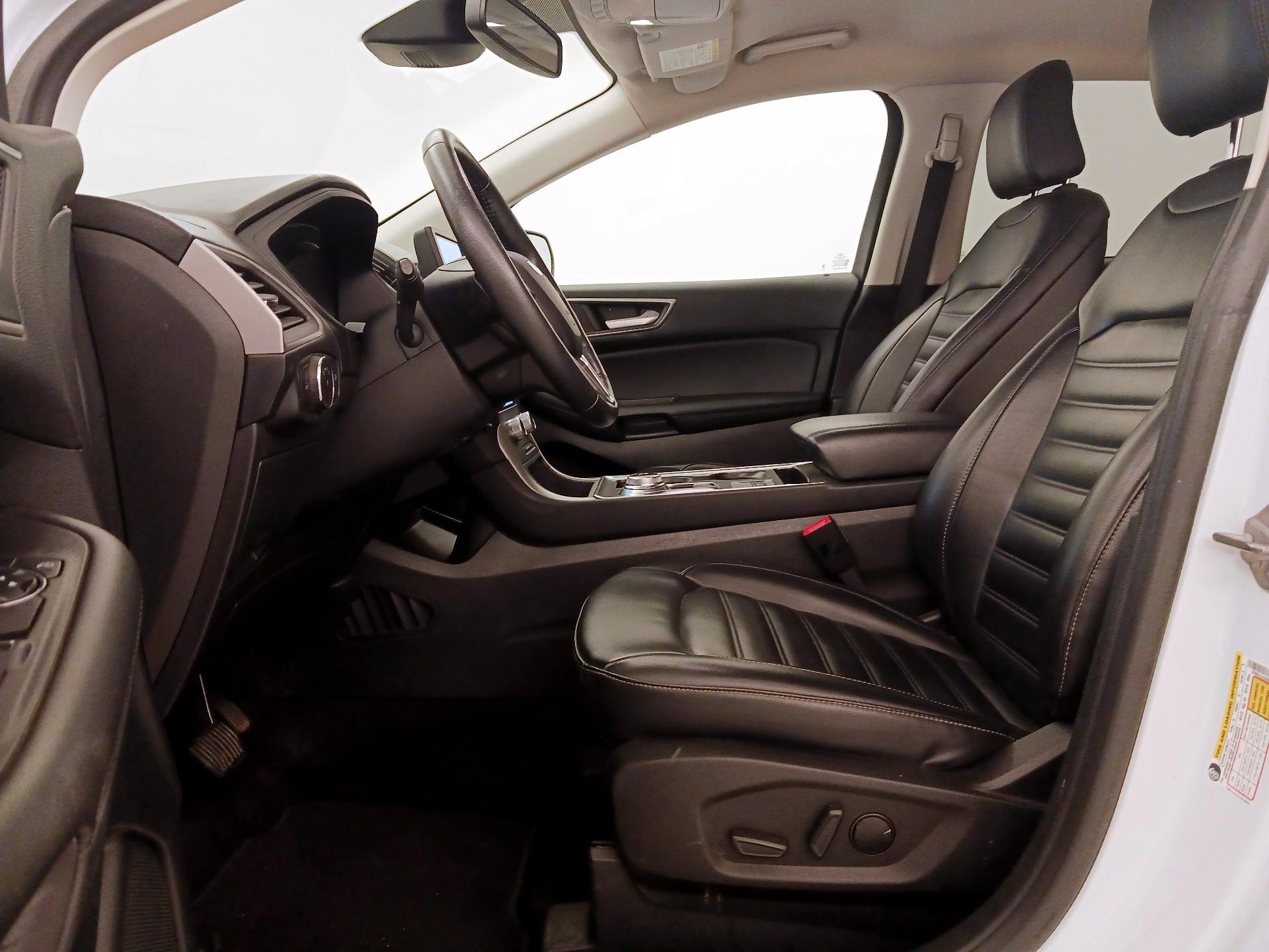 Thumbnail: 2022 Ford Edge - 11