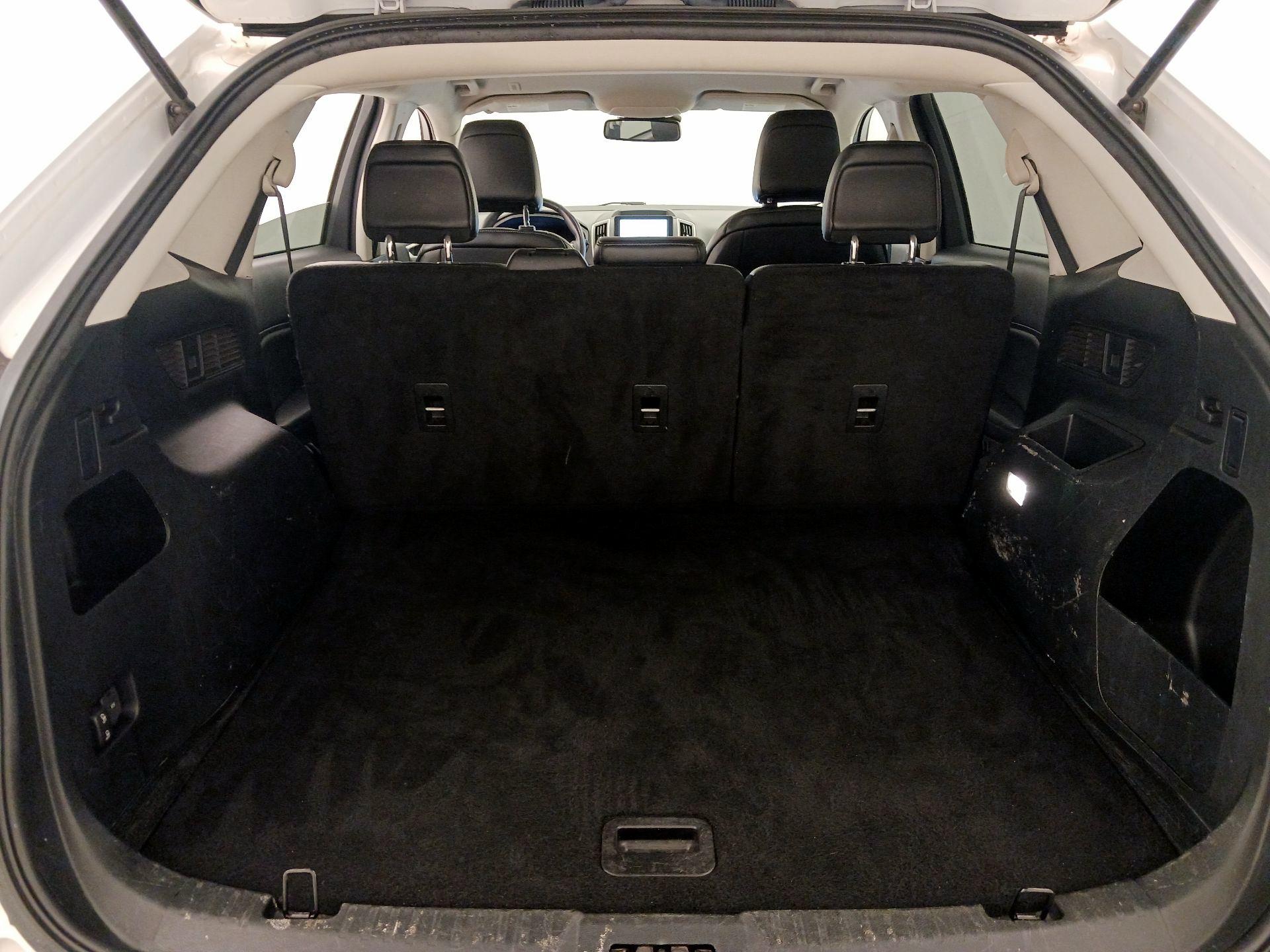 Thumbnail: 2022 Ford Edge - 20