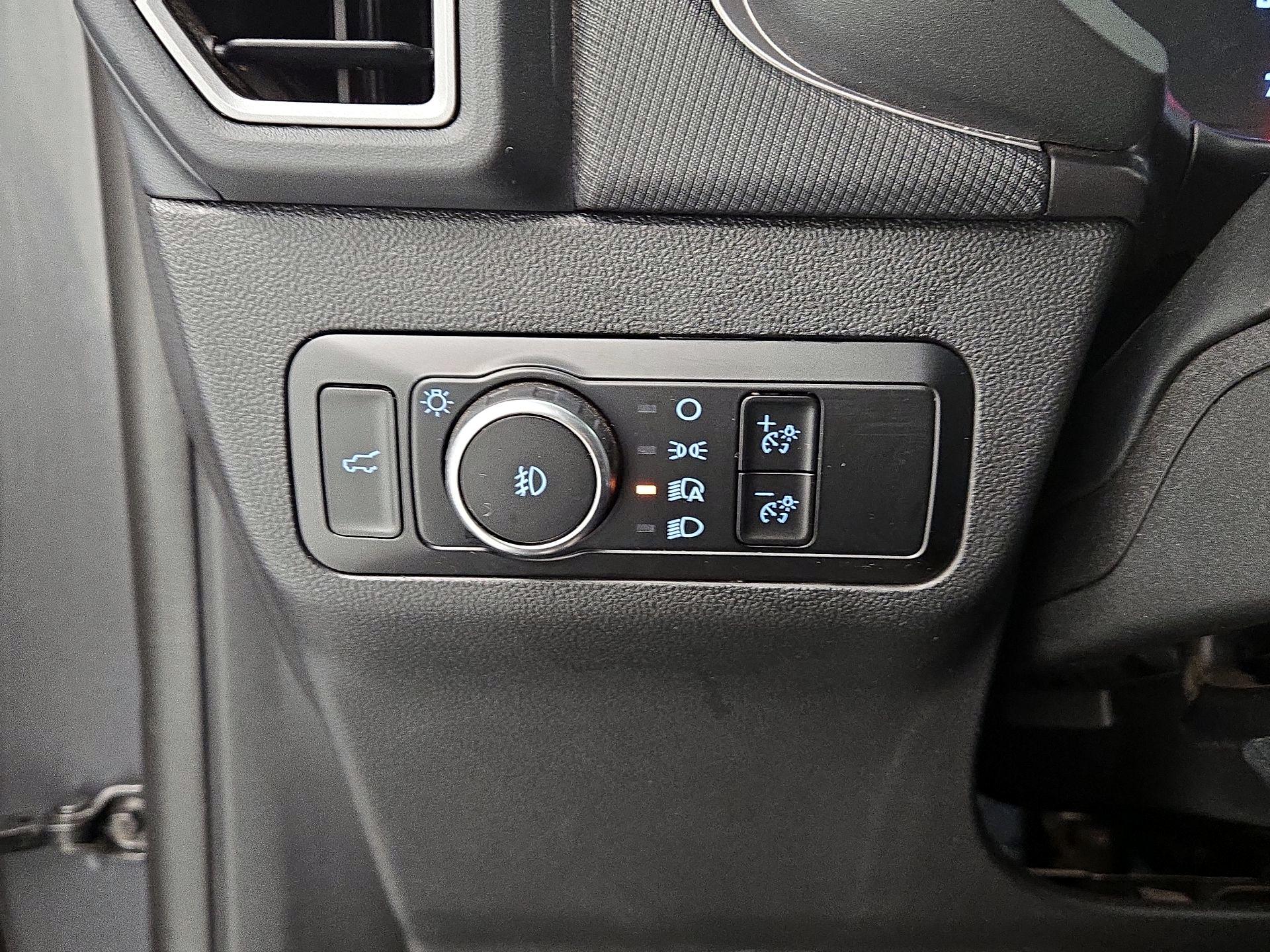 Thumbnail: 2023 Ford Bronco Sport - 13