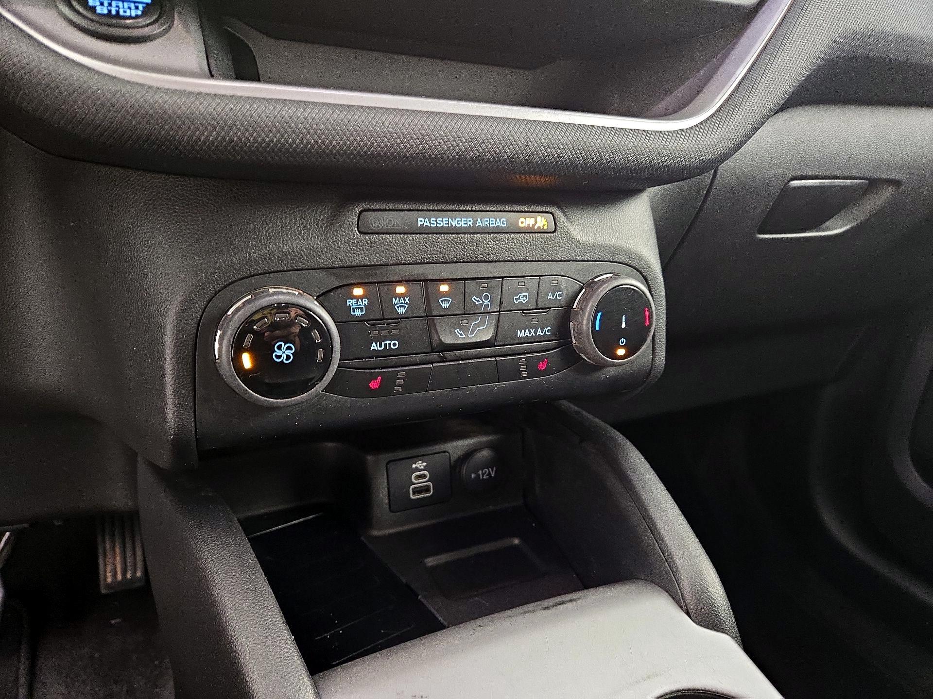 Thumbnail: 2023 Ford Bronco Sport - 16