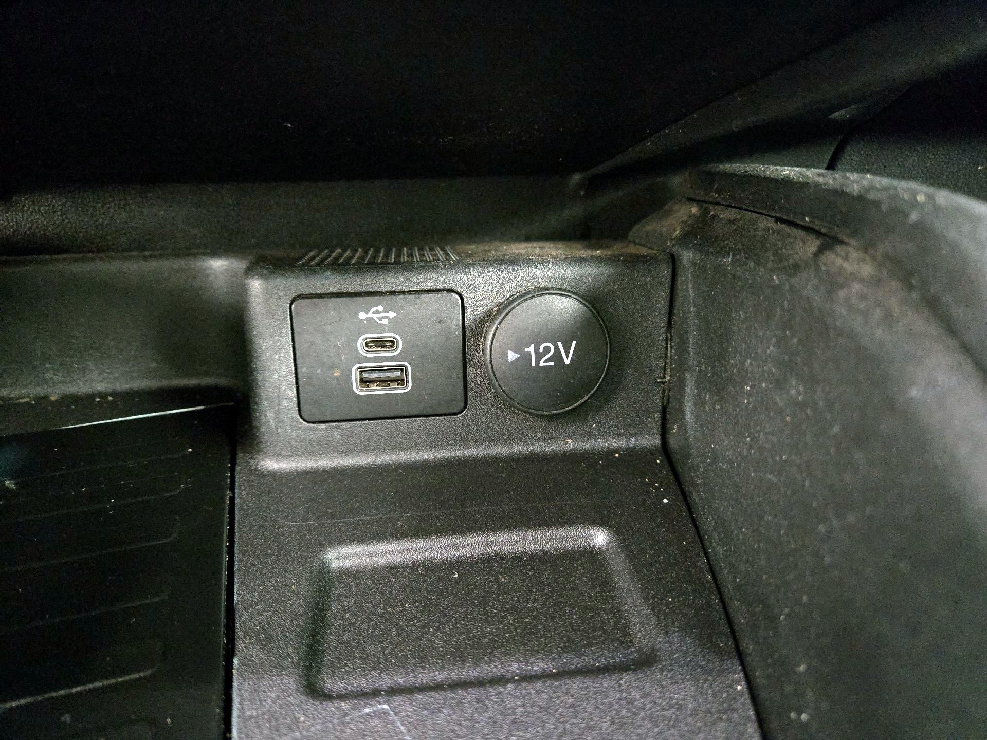 Thumbnail: 2023 Ford Bronco Sport - 18