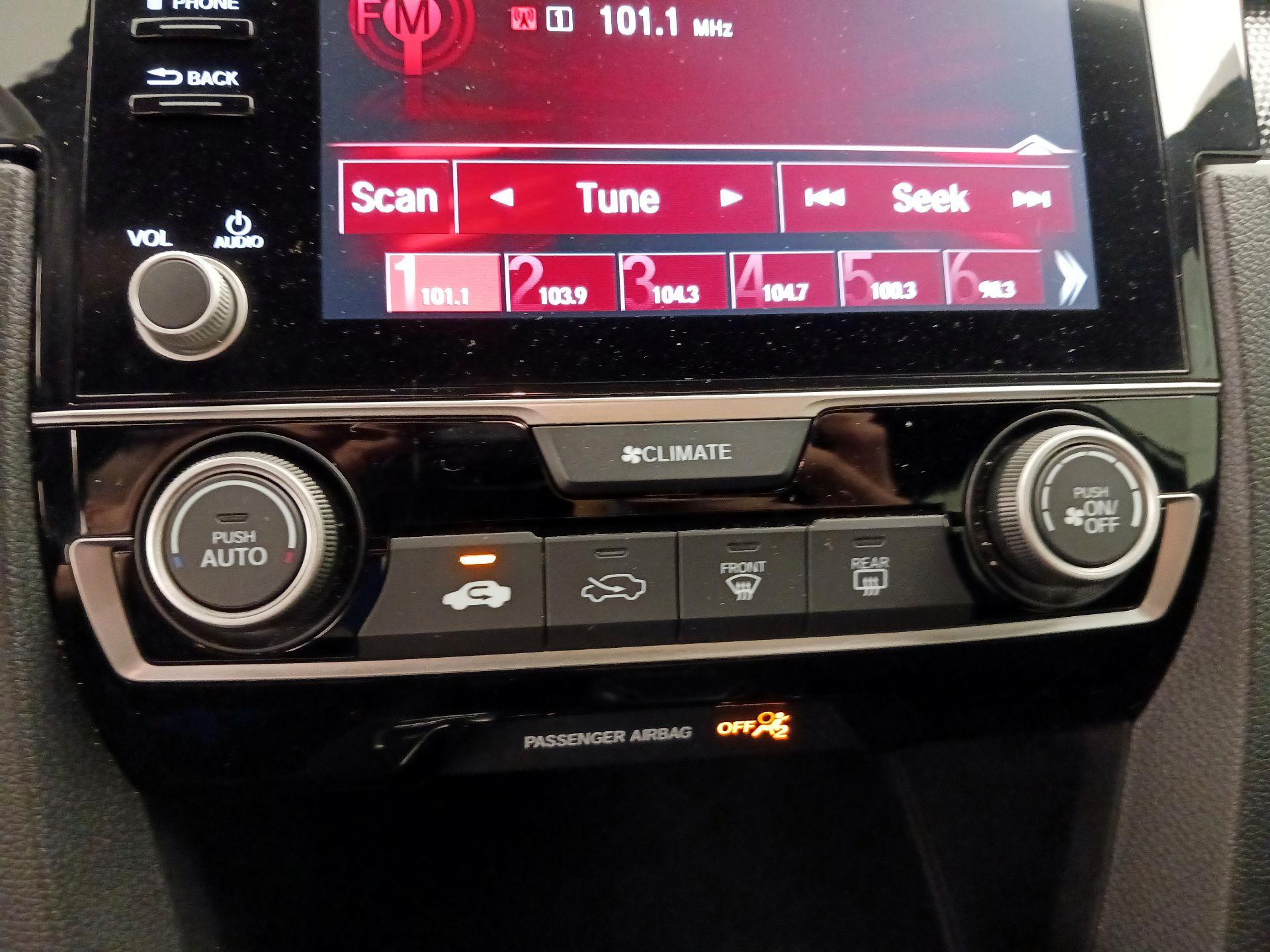 Thumbnail: 2020 Honda Civic - 16