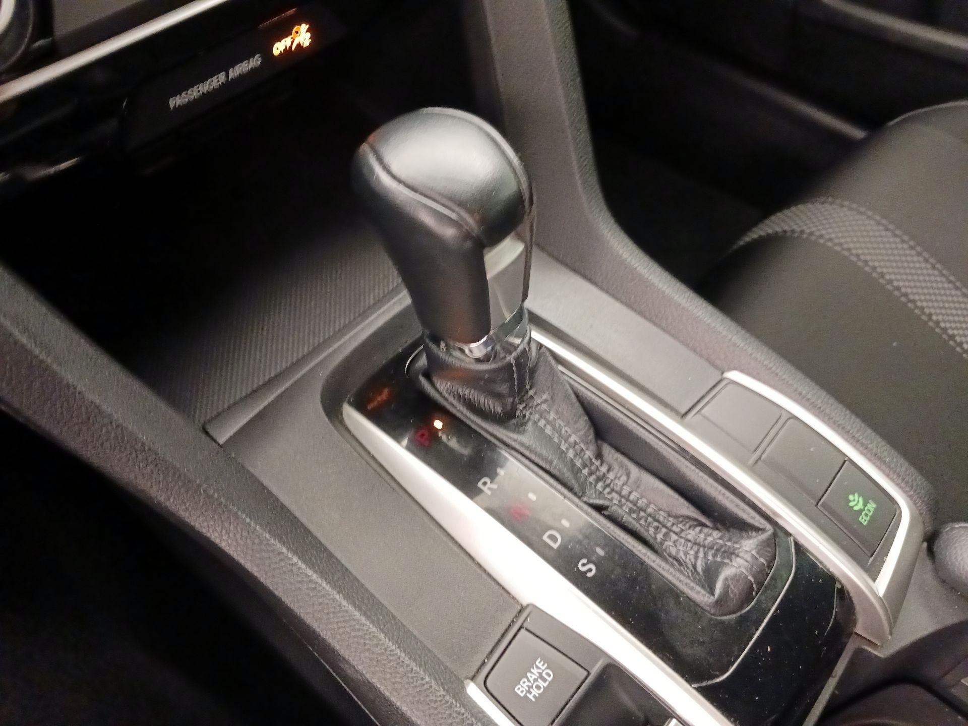 Thumbnail: 2020 Honda Civic - 17