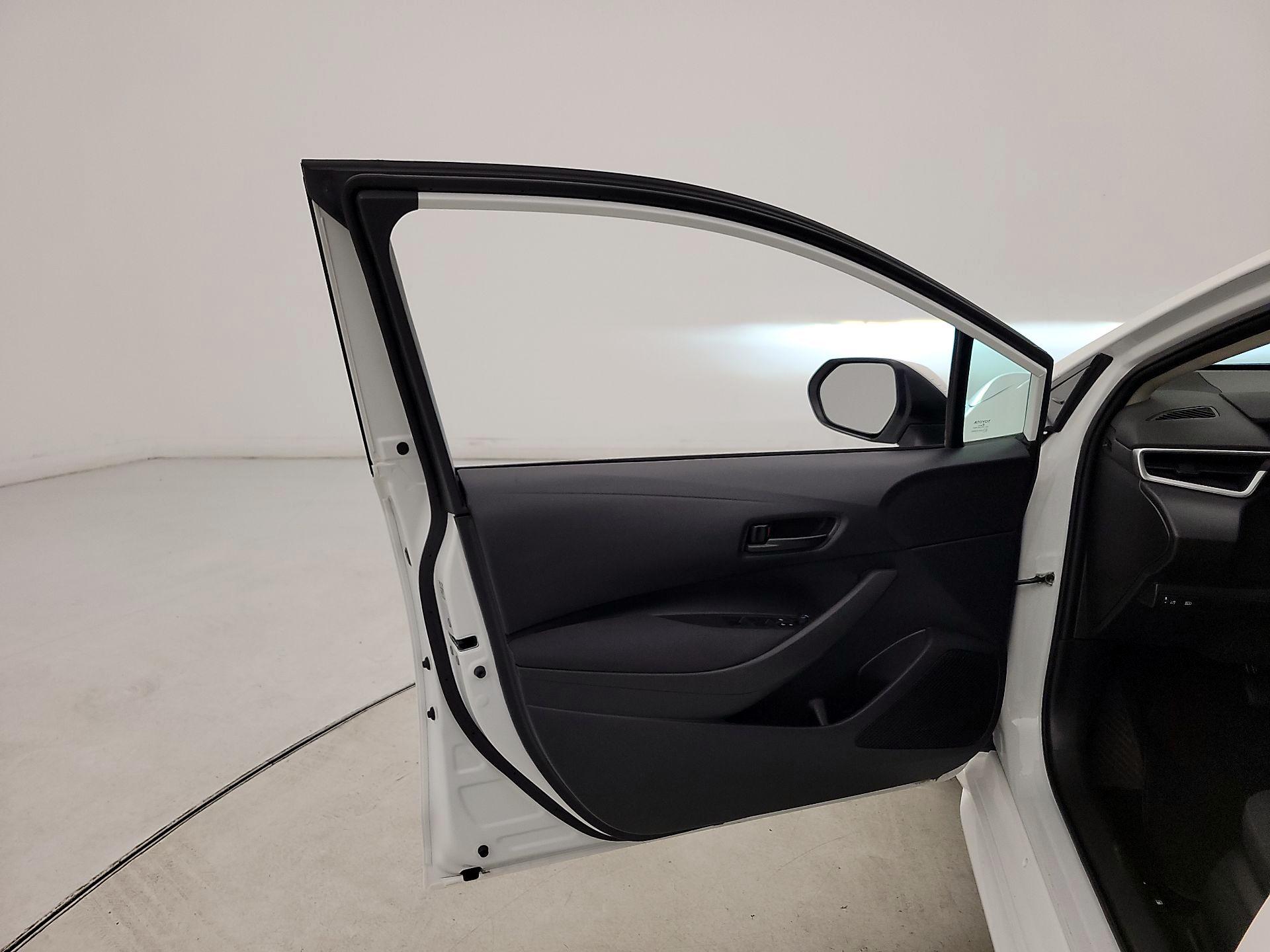 Thumbnail: 2024 Toyota Corolla - 12