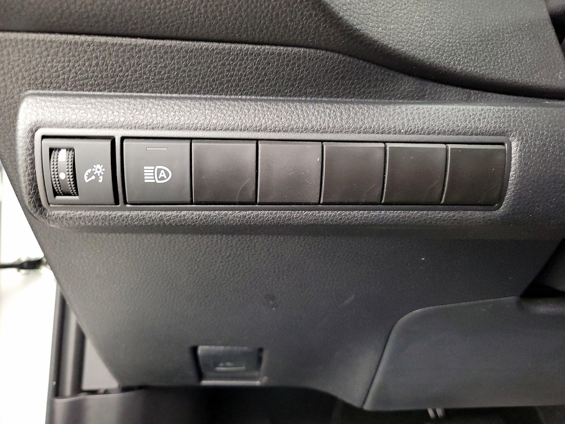 Thumbnail: 2024 Toyota Corolla - 13