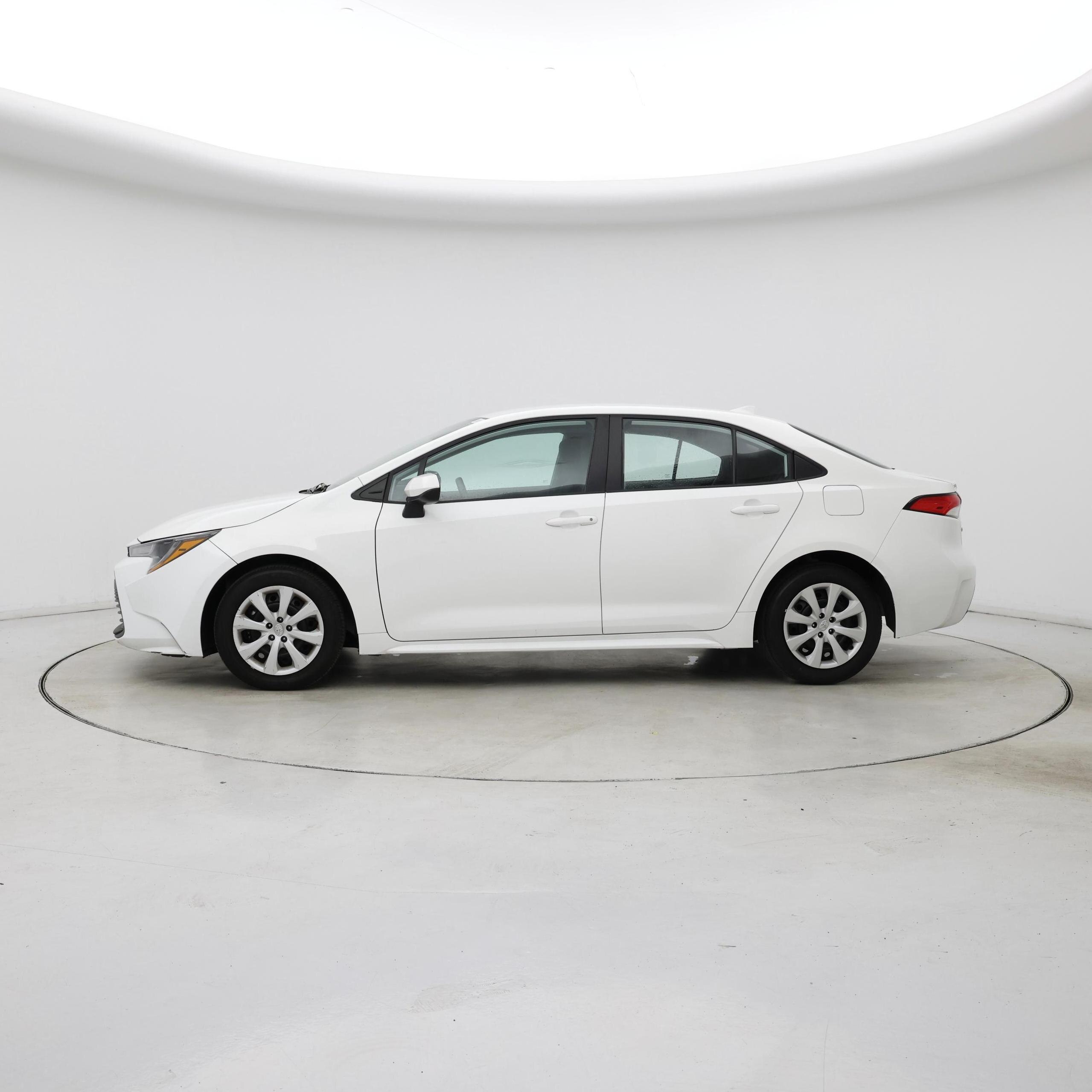 Thumbnail: 2024 Toyota Corolla - 3