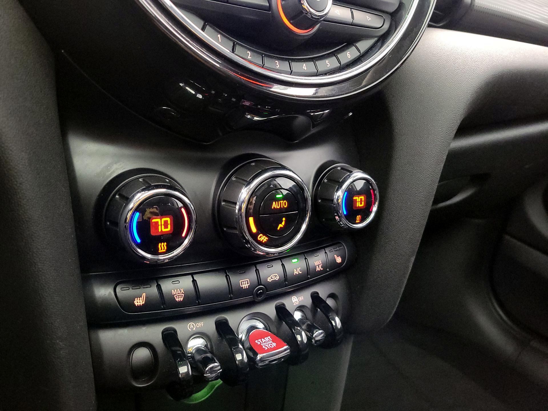 Thumbnail: 2020 MINI Cooper Hardtop - 16