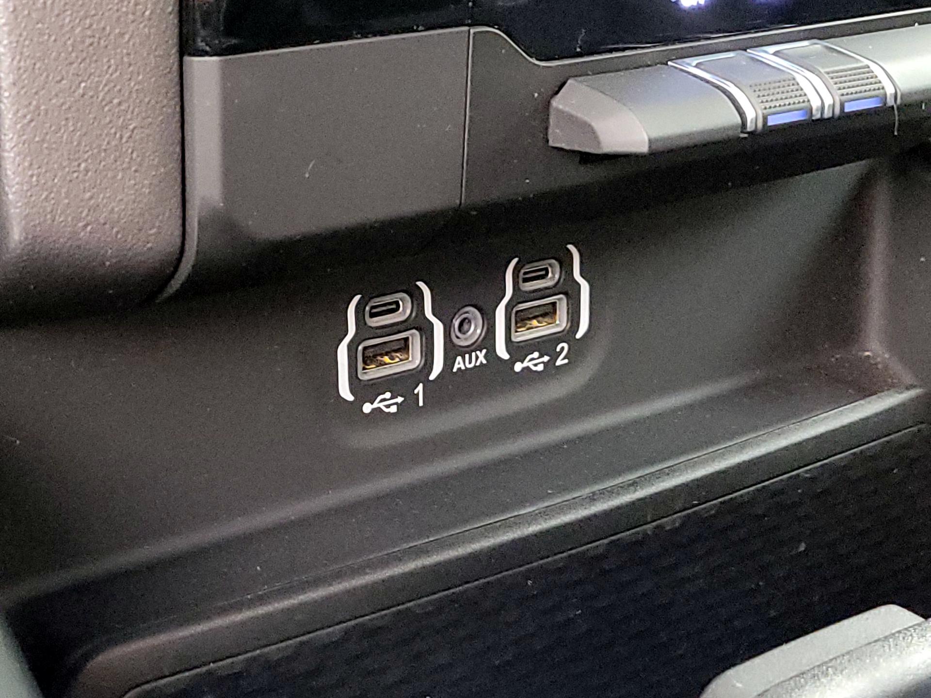 Thumbnail: 2023 RAM 1500 - 18