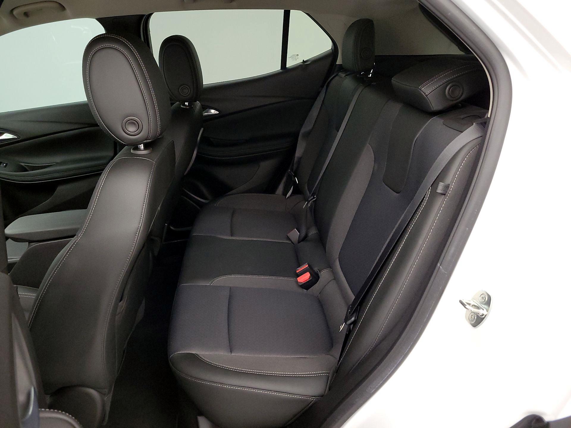 Thumbnail: 2022 Buick Encore GX - 19