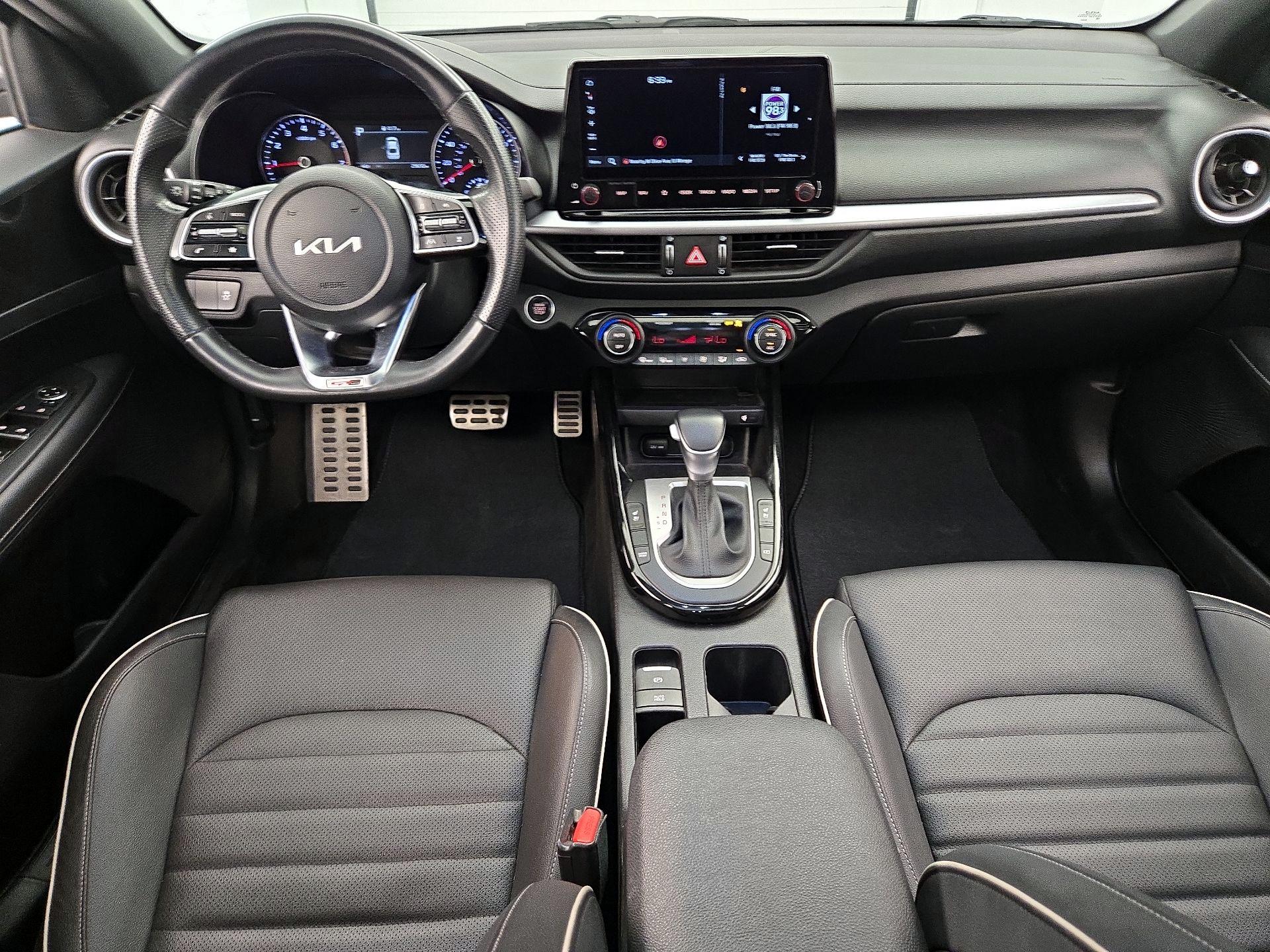 Thumbnail: 2024 Kia Forte - 9