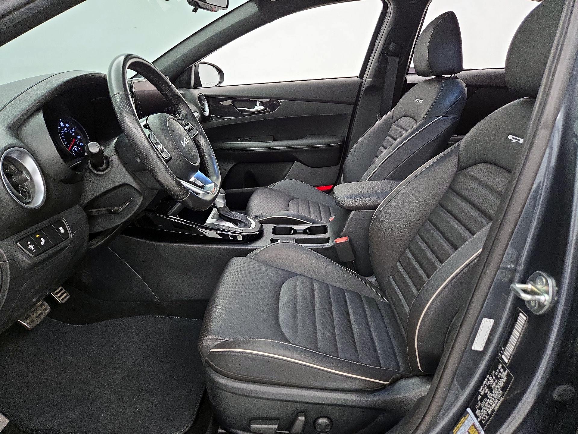 Thumbnail: 2024 Kia Forte - 11