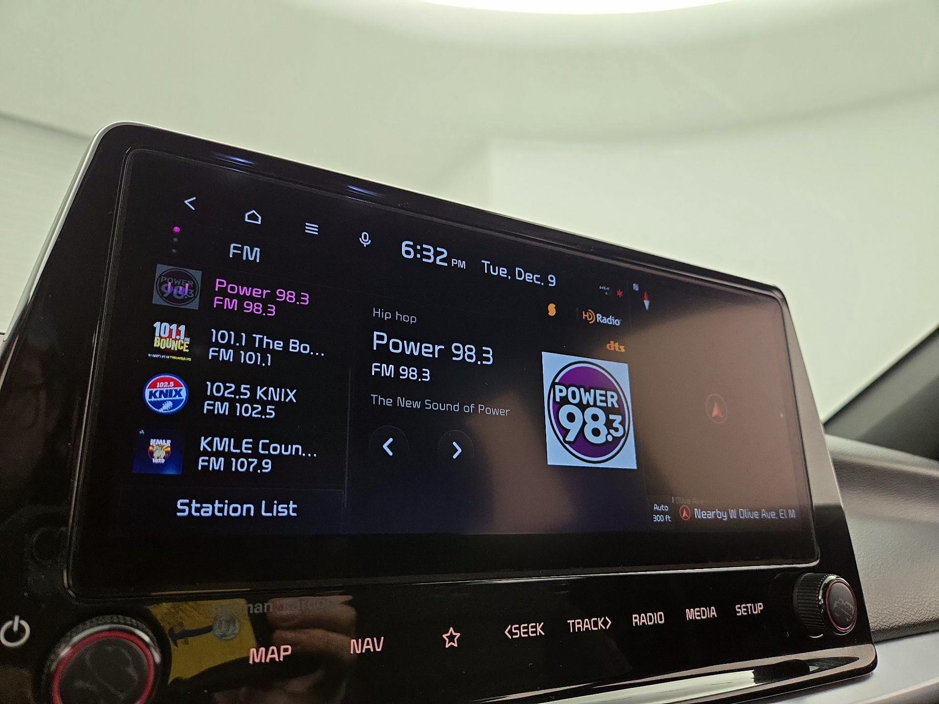 Thumbnail: 2024 Kia Forte - 16