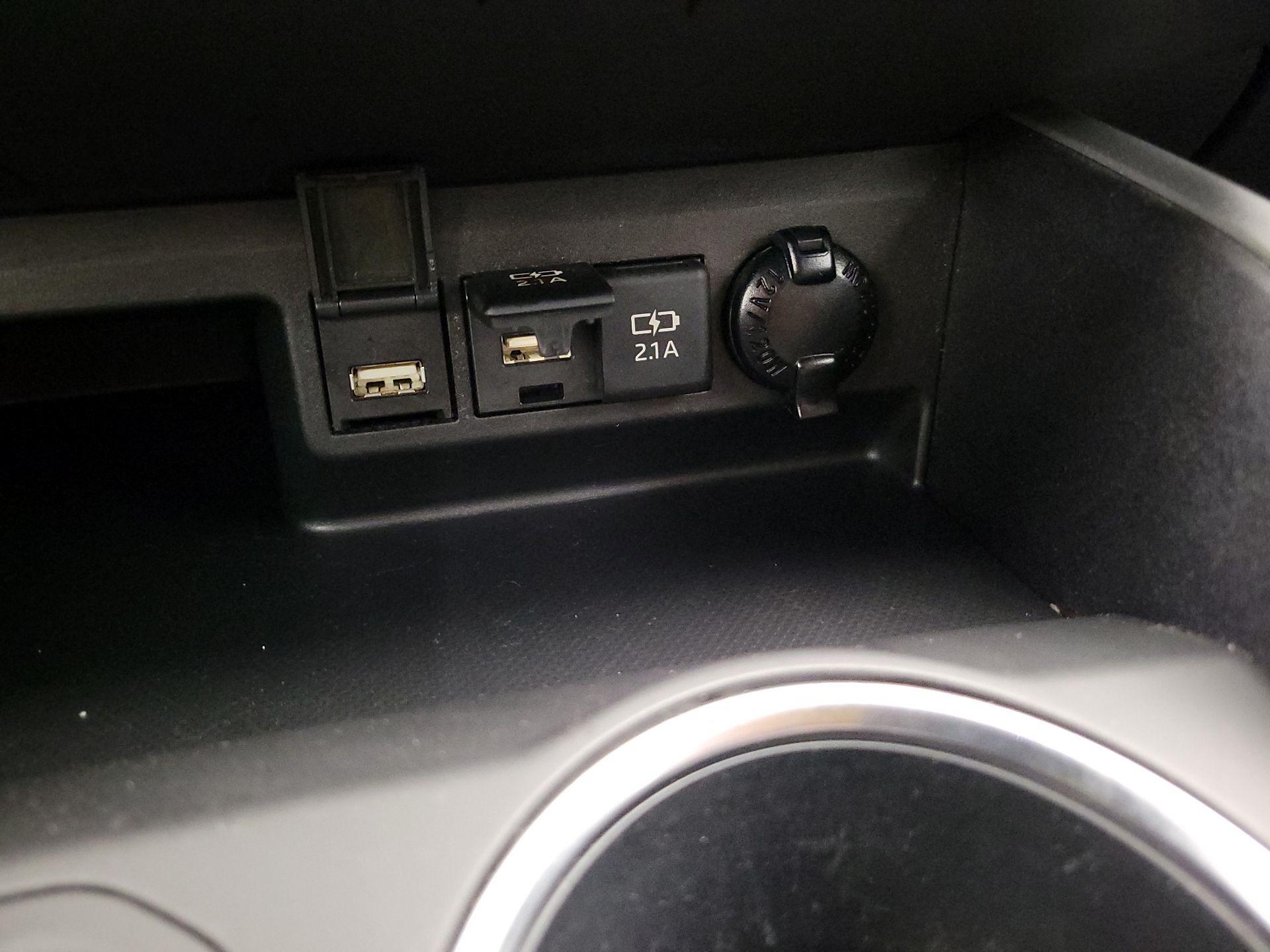 Thumbnail: 2021 Toyota Highlander - 19