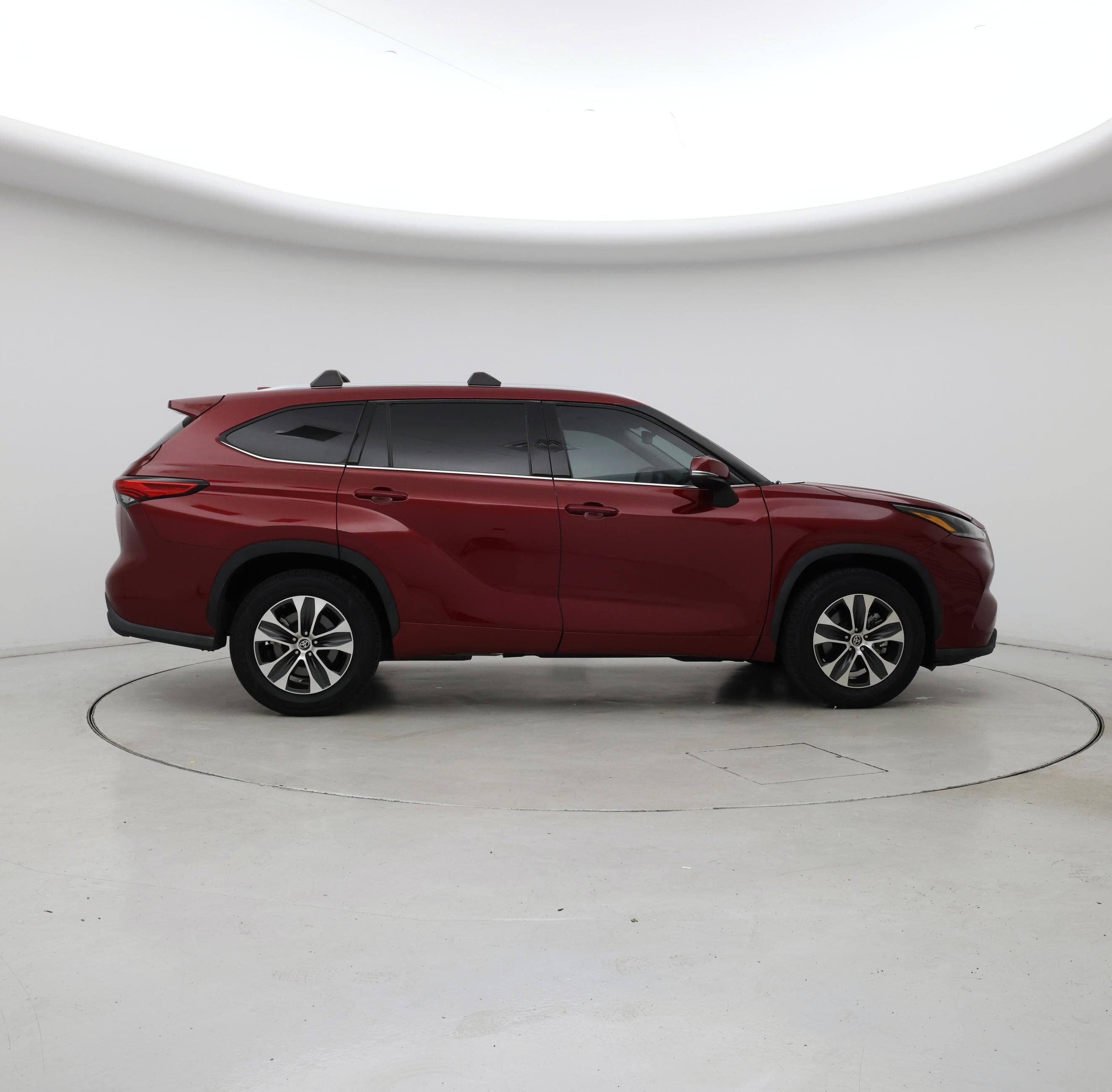 Thumbnail: 2021 Toyota Highlander - 7