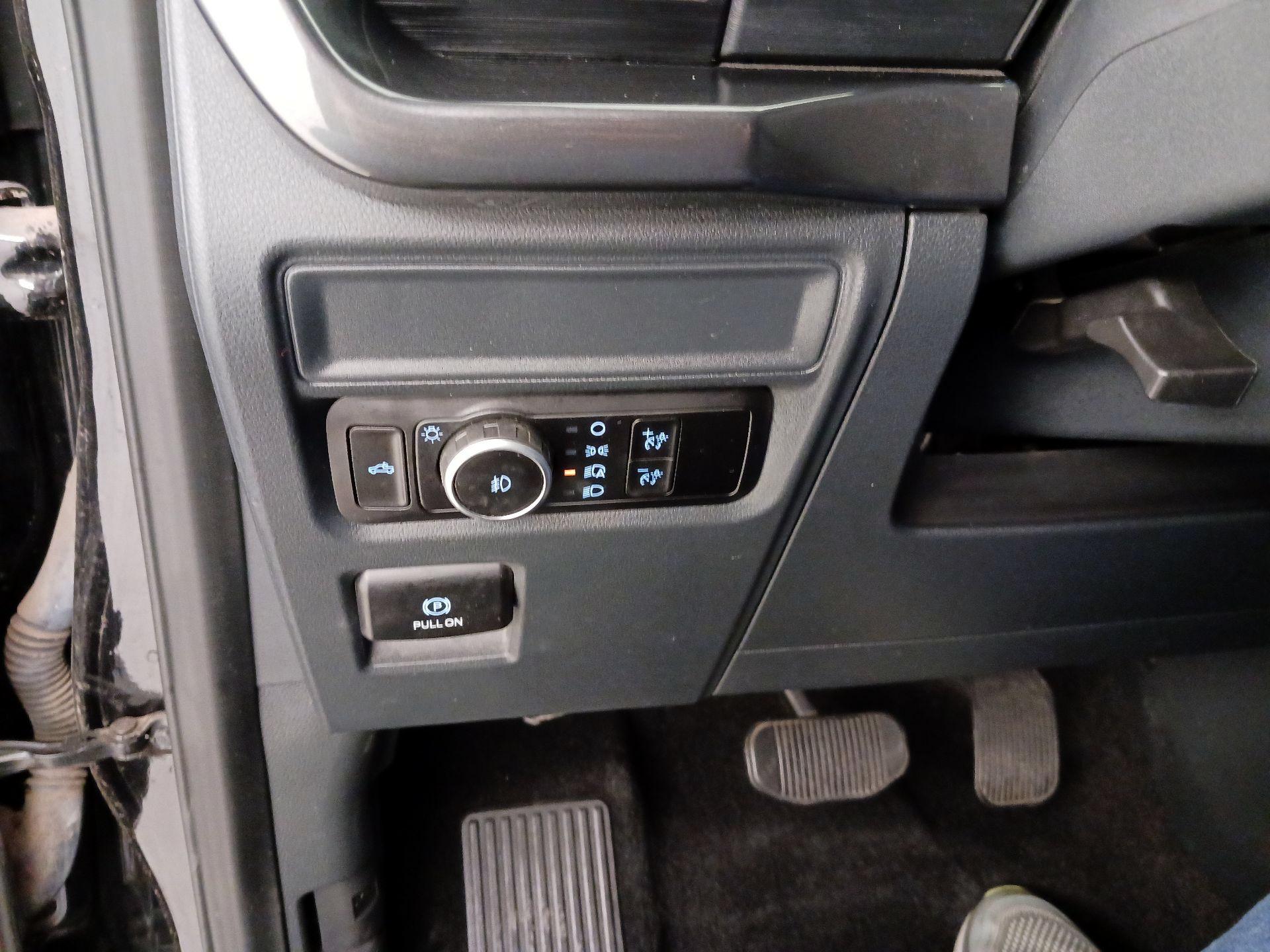 Thumbnail: 2023 Ford F-150 - 13