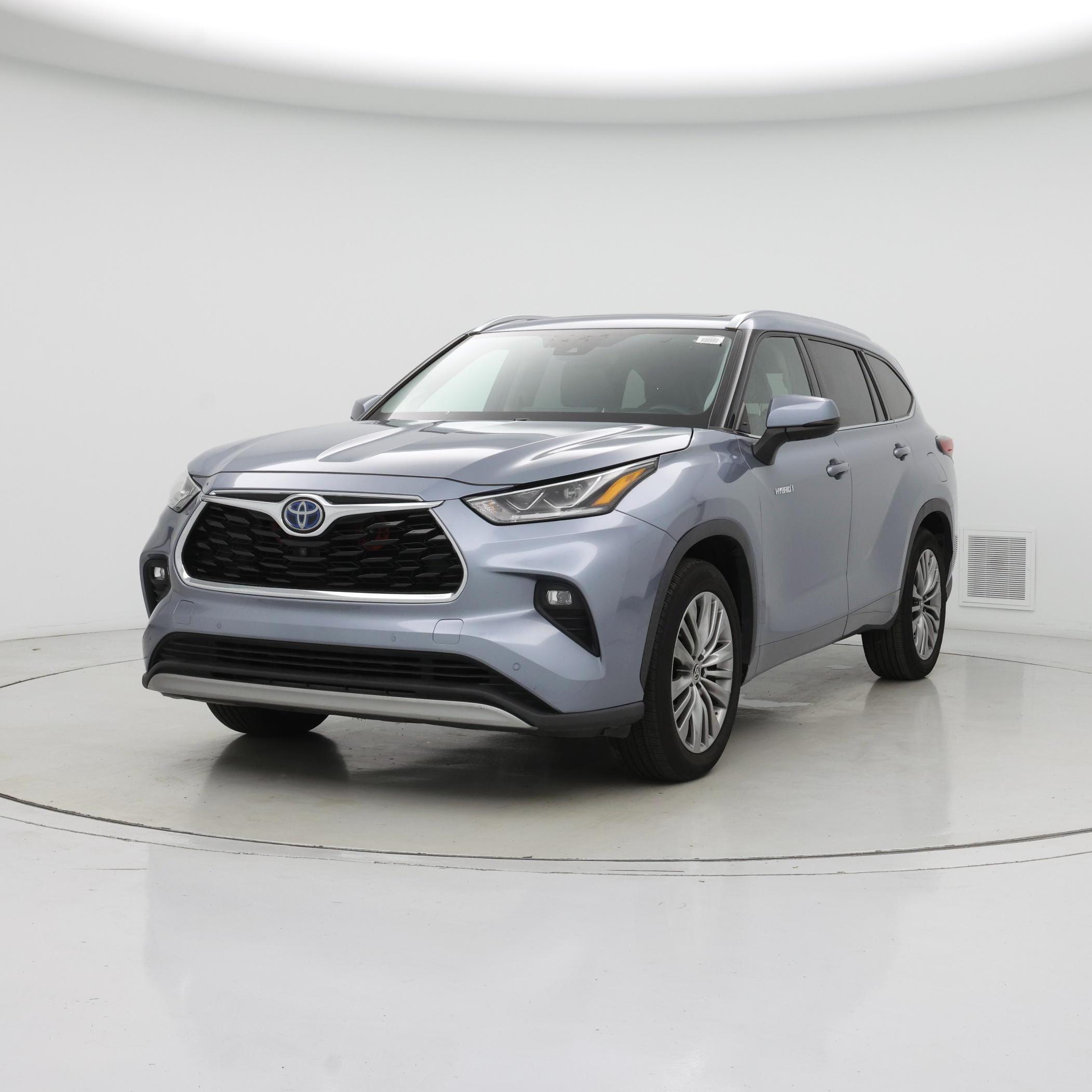 Thumbnail: 2021 Toyota Highlander - 4