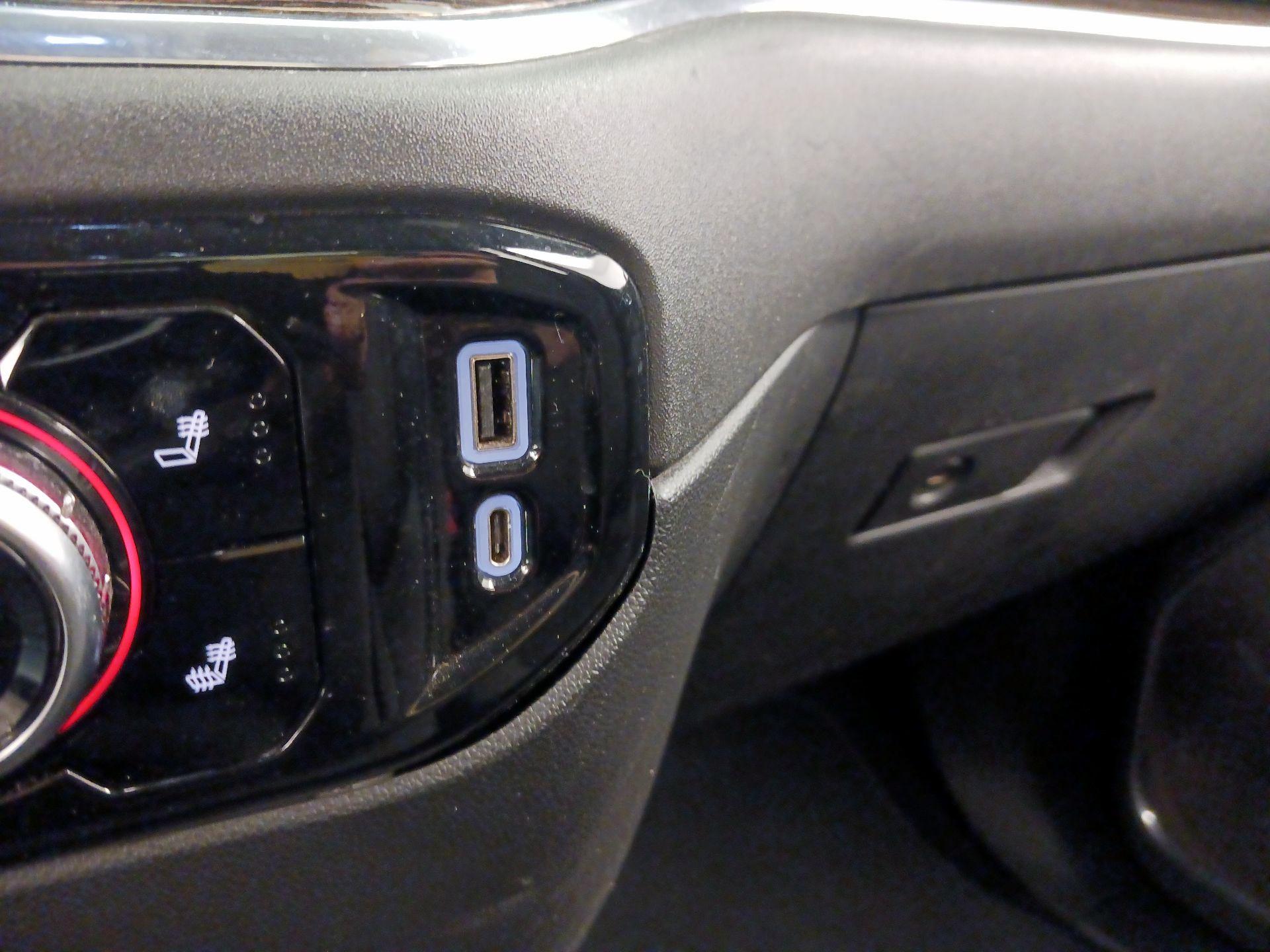 Thumbnail: 2023 GMC Sierra 1500 - 19