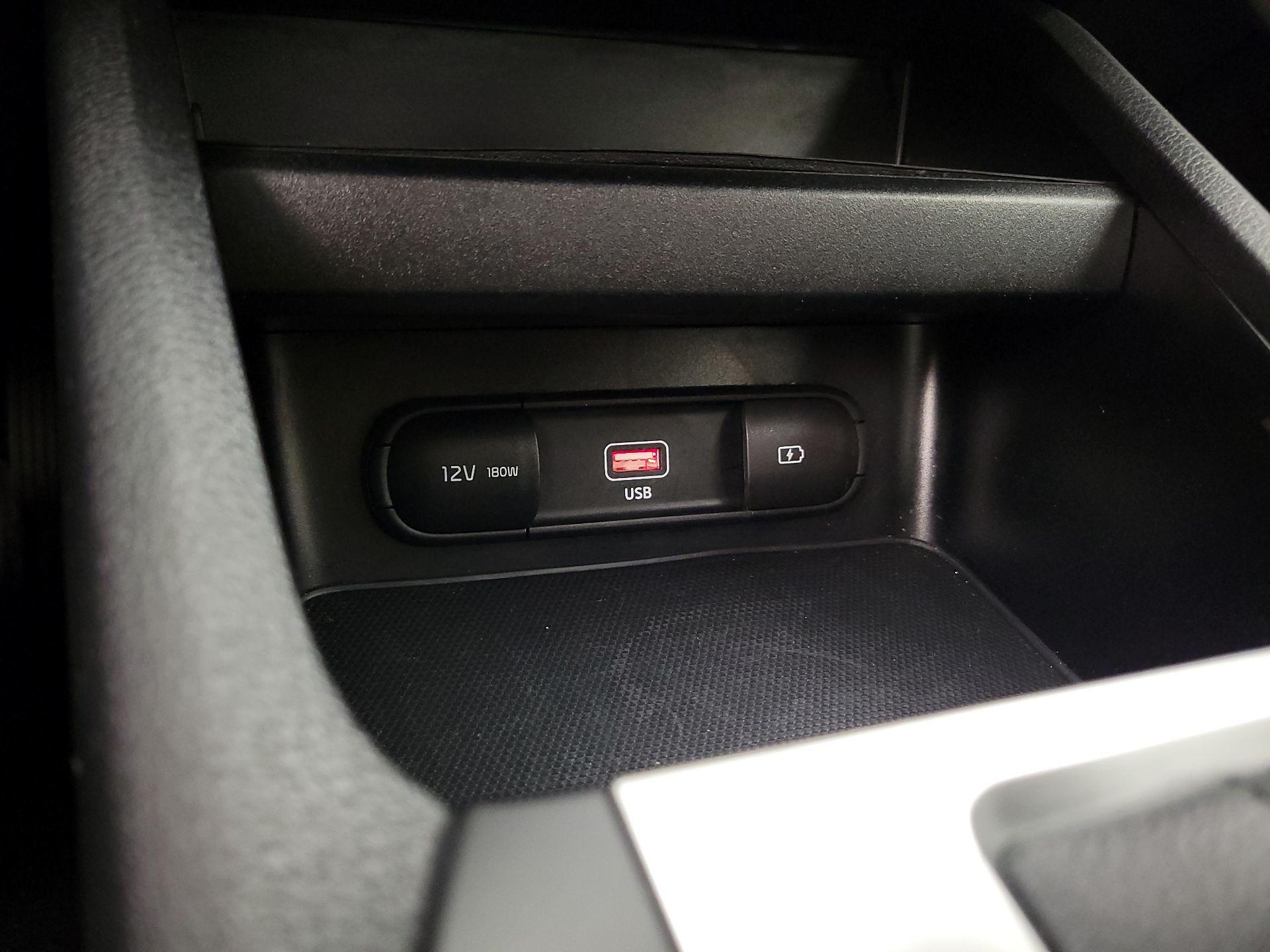 Thumbnail: 2024 Kia Forte - 18