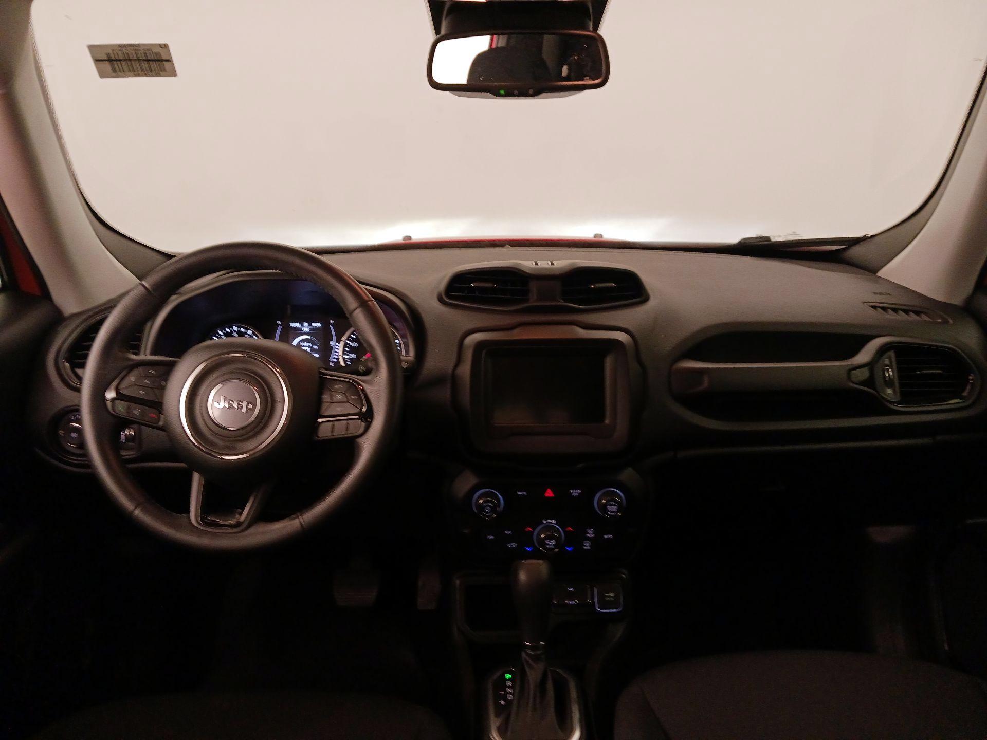 Thumbnail: 2020 Jeep Renegade - 9