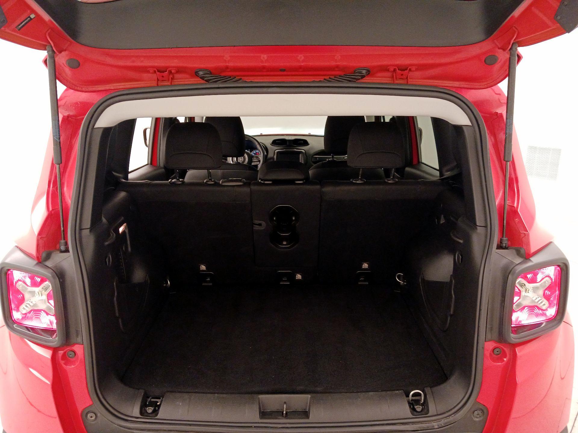 Thumbnail: 2020 Jeep Renegade - 20