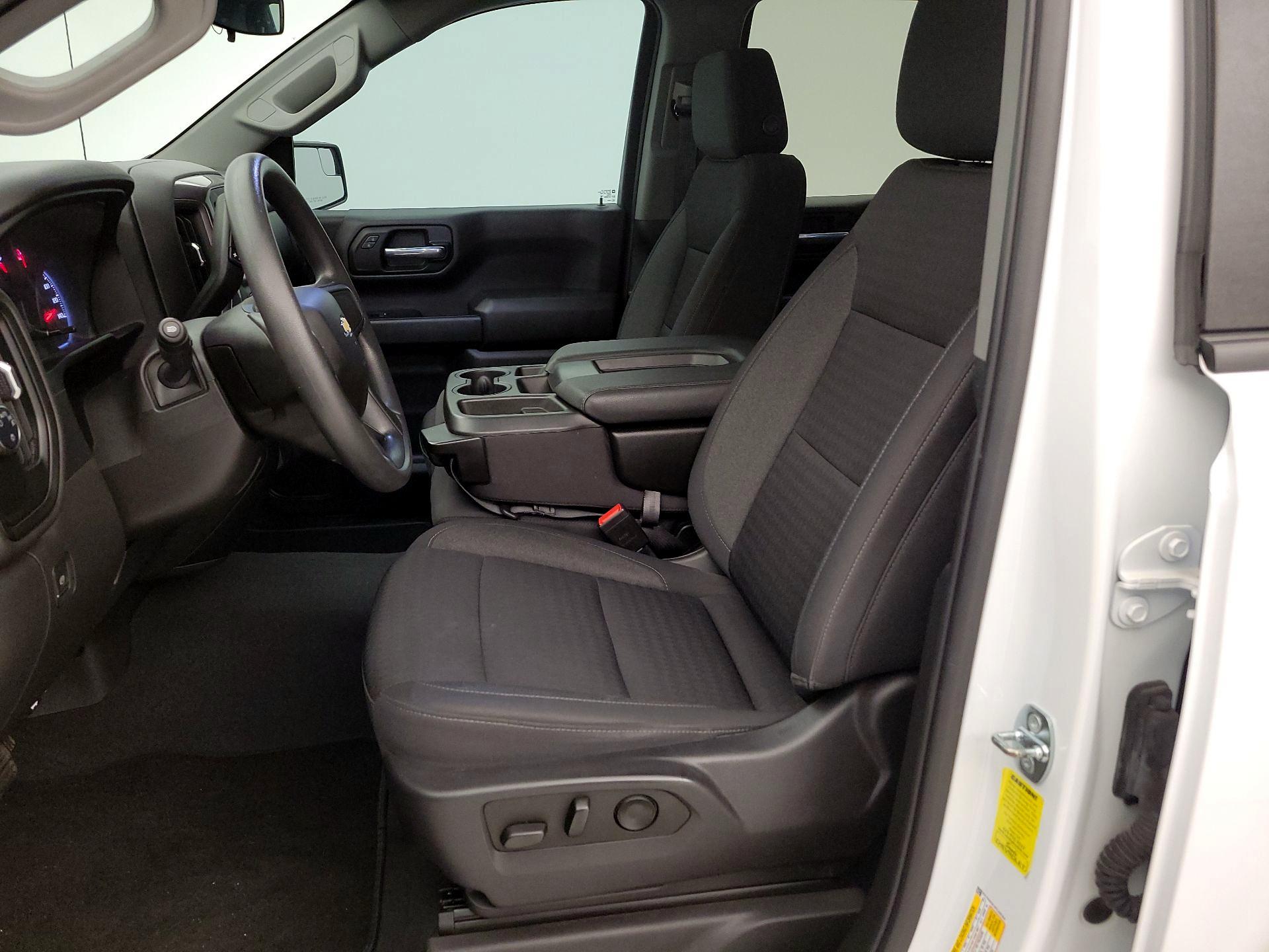 Thumbnail: 2023 Chevrolet Silverado 1500 - 11