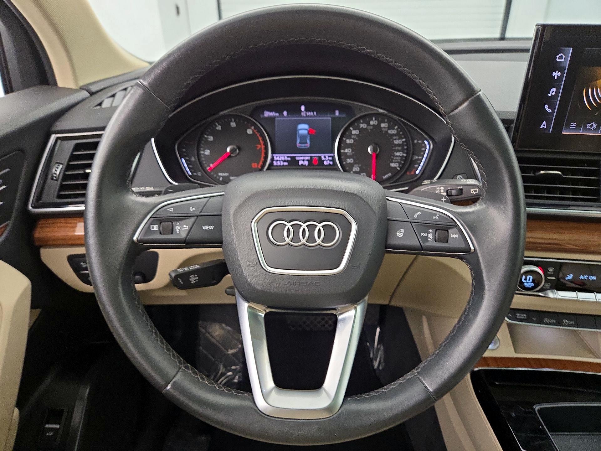 Thumbnail: 2022 Audi Q5 - 10