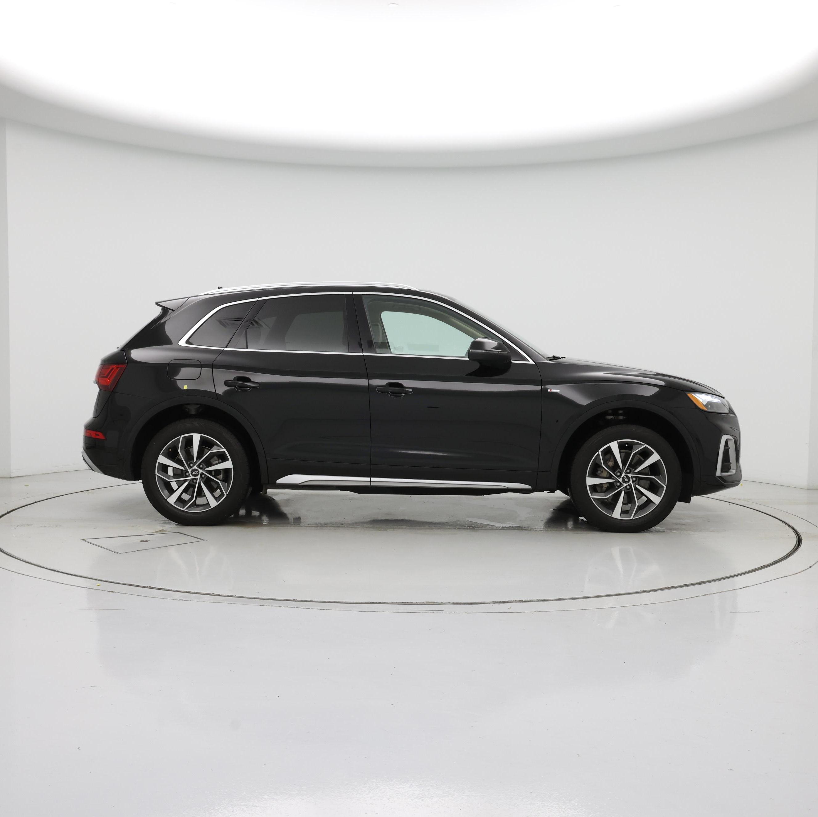 Thumbnail: 2022 Audi Q5 - 7