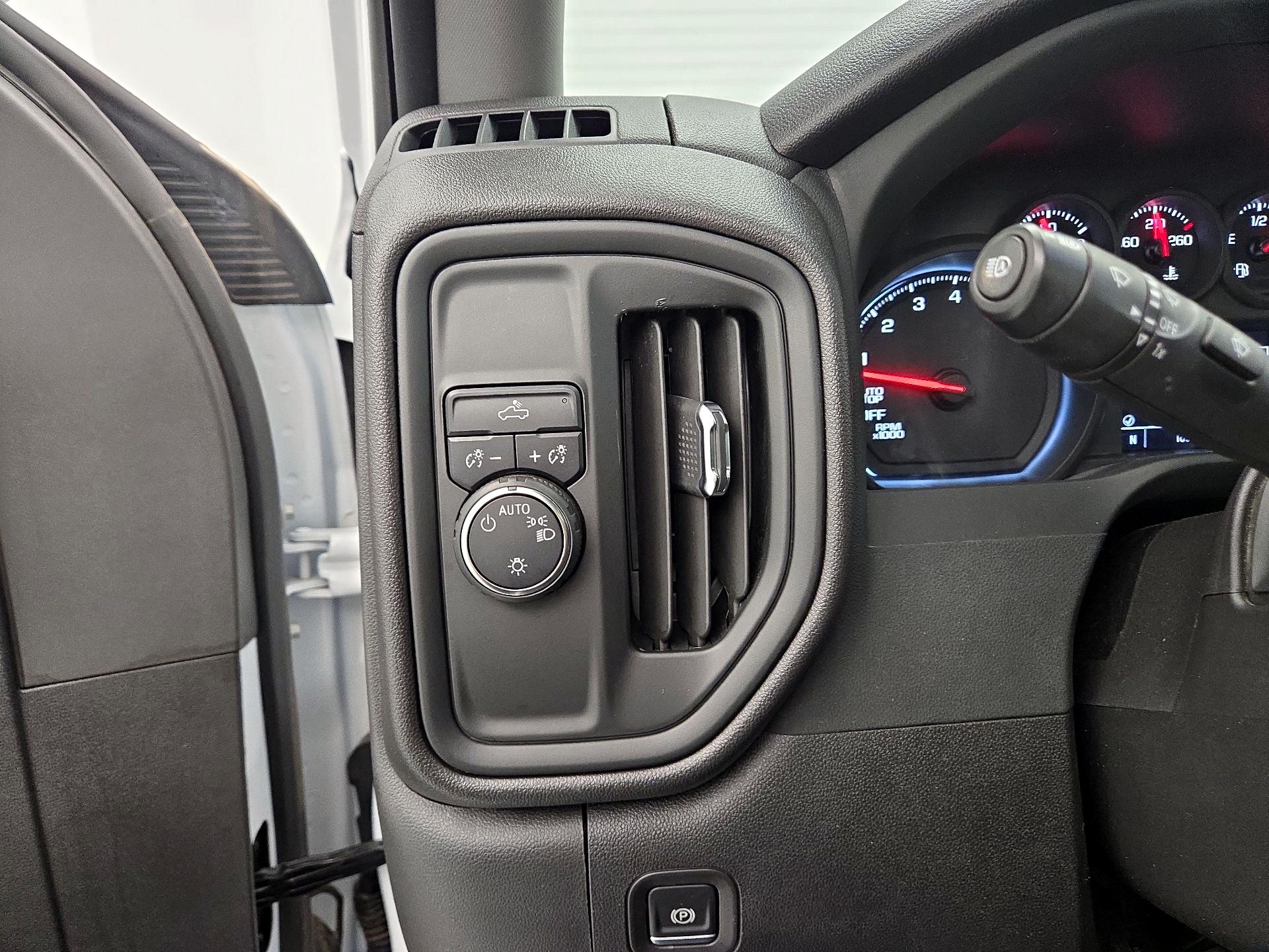 Thumbnail: 2024 Chevrolet Silverado 1500 - 13