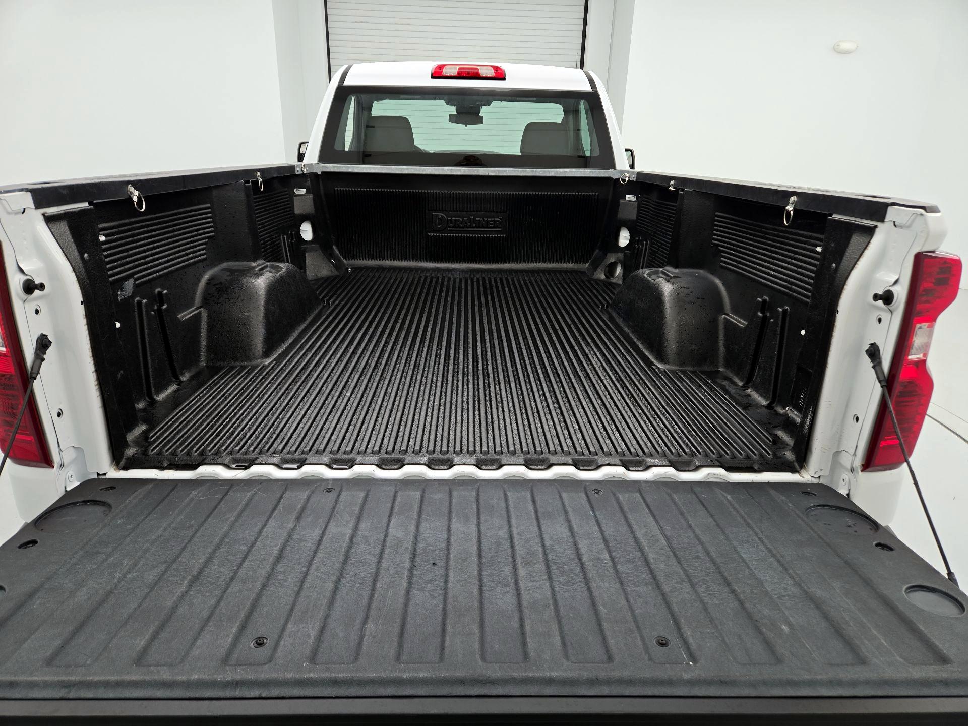 Thumbnail: 2024 Chevrolet Silverado 1500 - 19