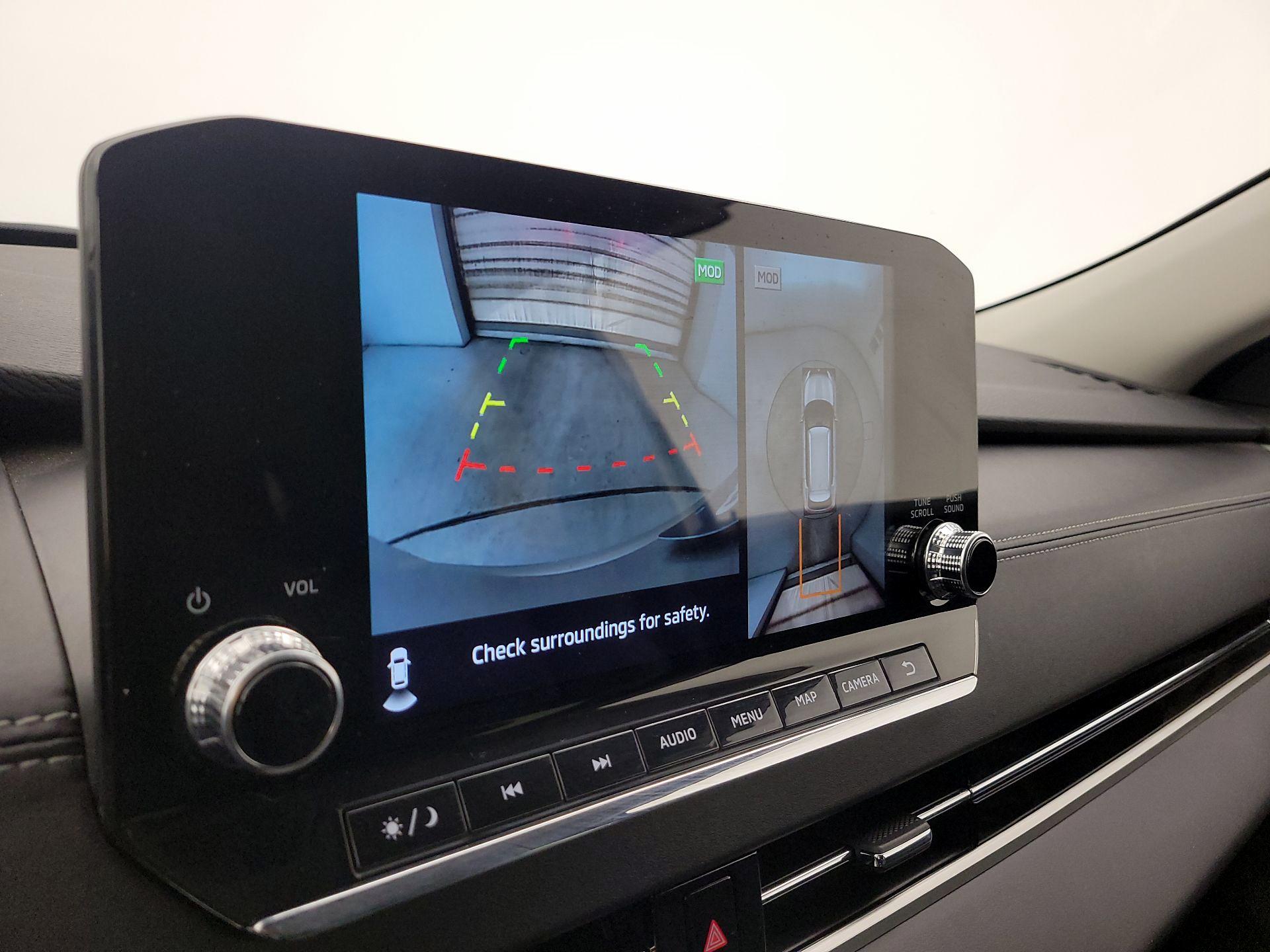 Thumbnail: 2024 Mitsubishi Outlander - 14