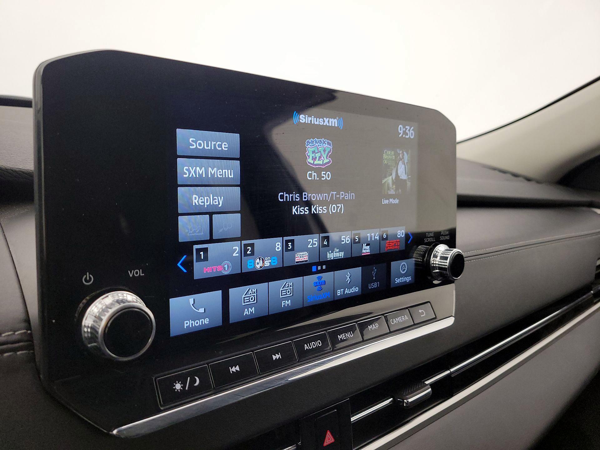 Thumbnail: 2024 Mitsubishi Outlander - 15