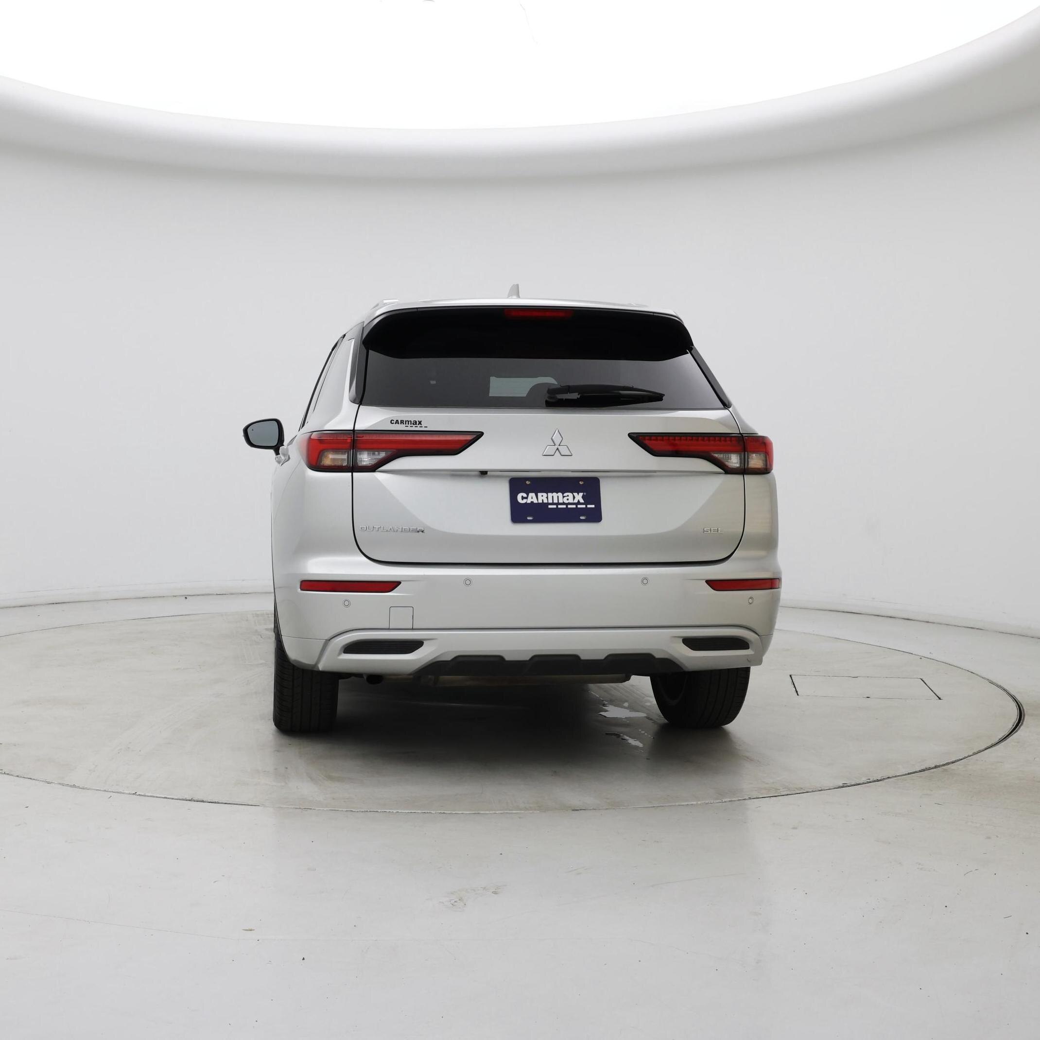 Thumbnail: 2024 Mitsubishi Outlander - 6