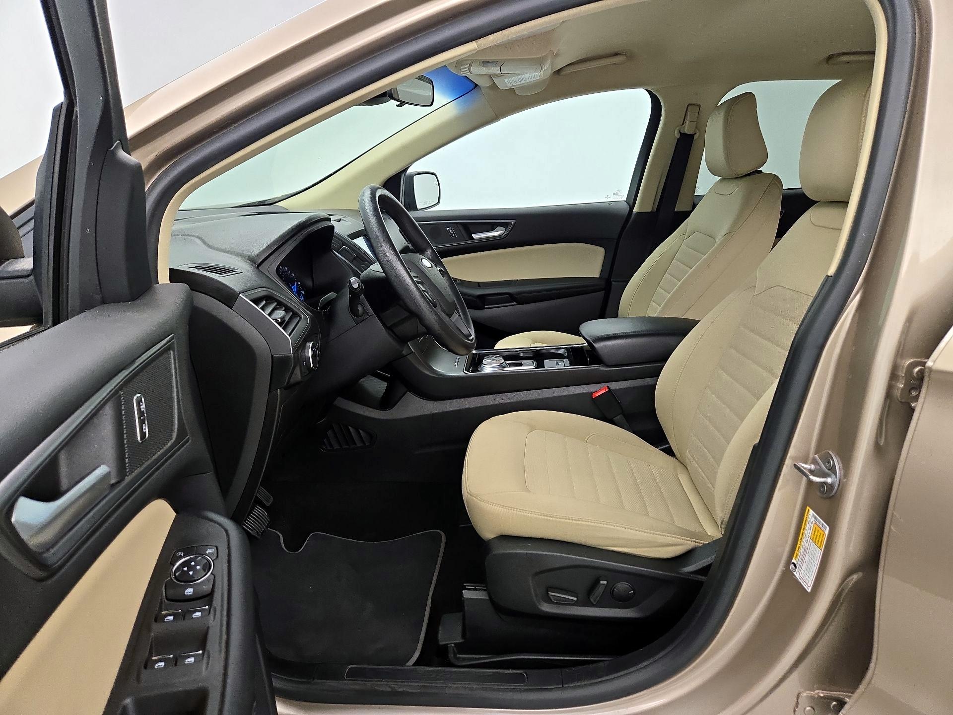 Thumbnail: 2020 Ford Edge - 11