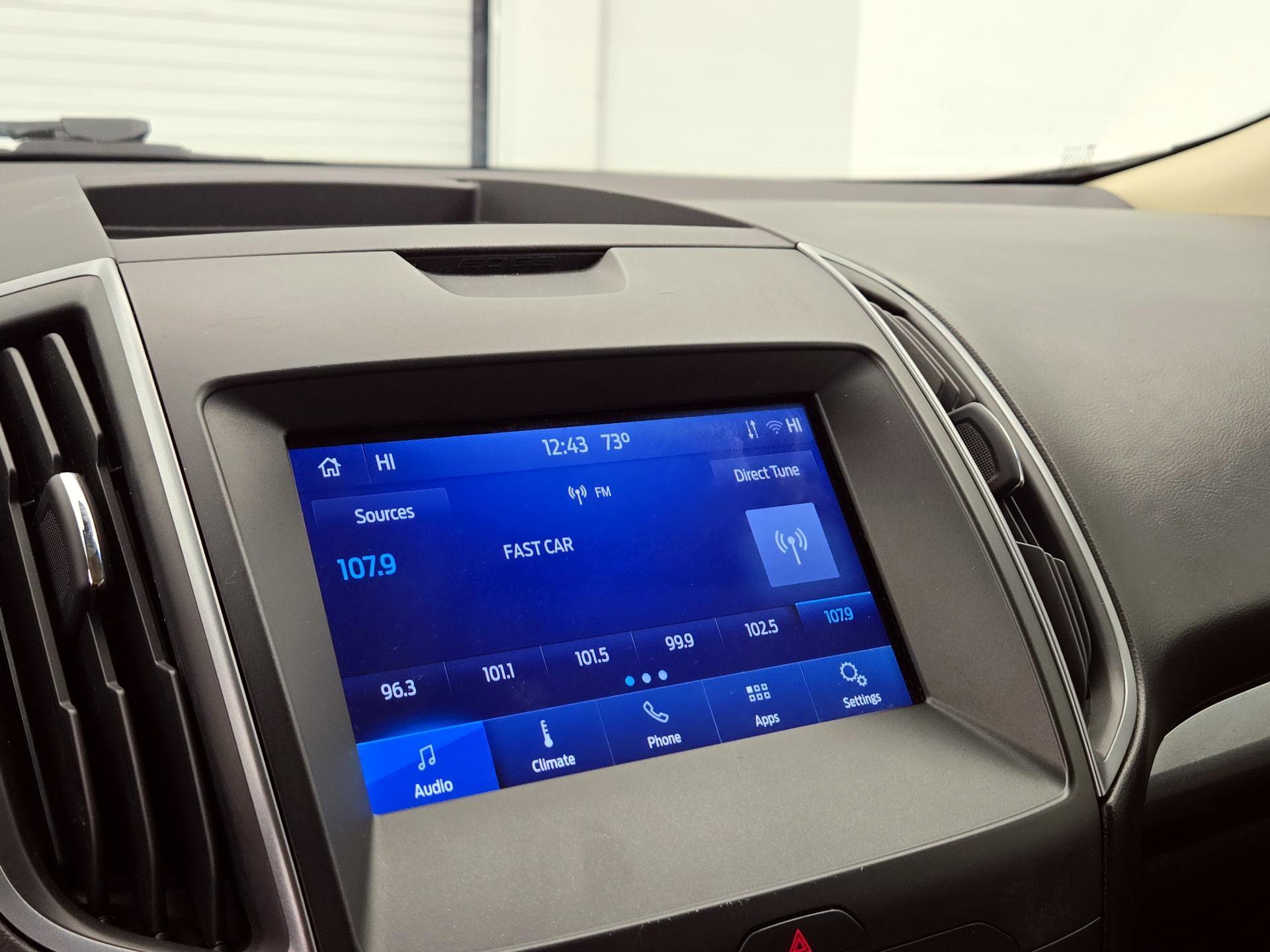 Thumbnail: 2020 Ford Edge - 15