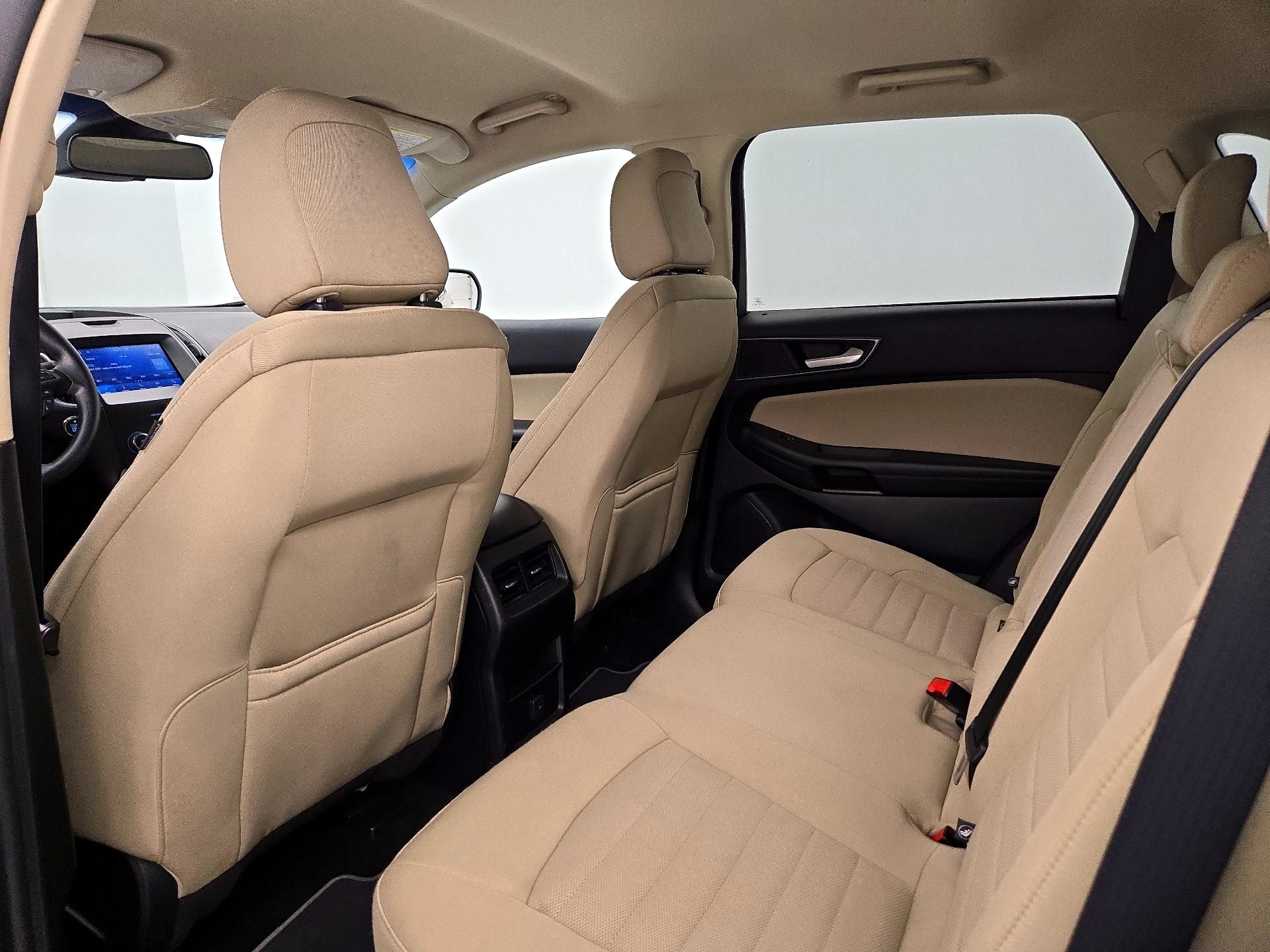 Thumbnail: 2020 Ford Edge - 19