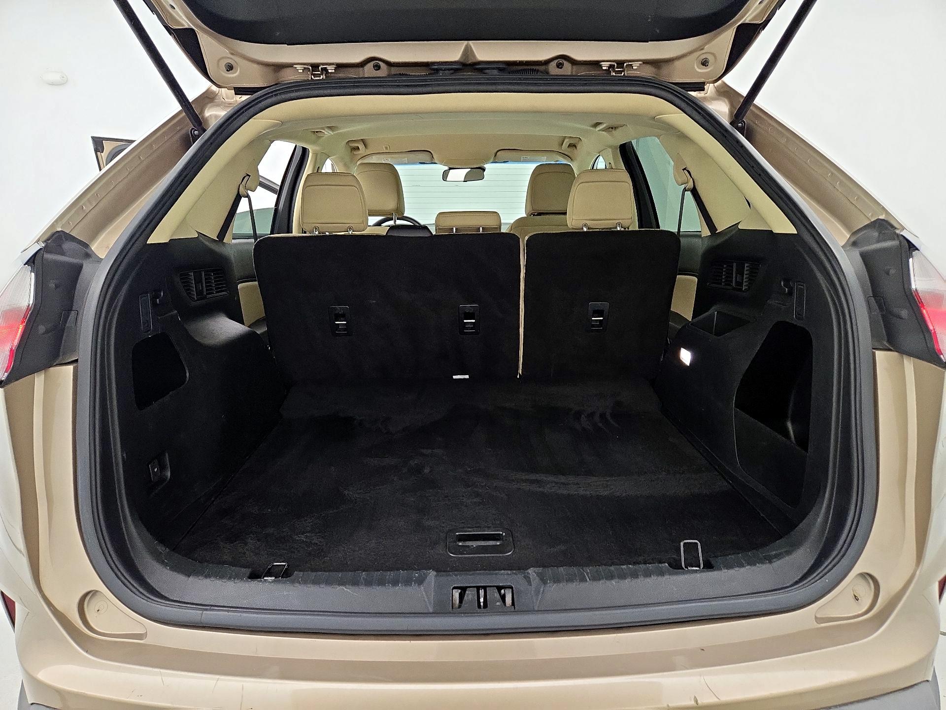 Thumbnail: 2020 Ford Edge - 20