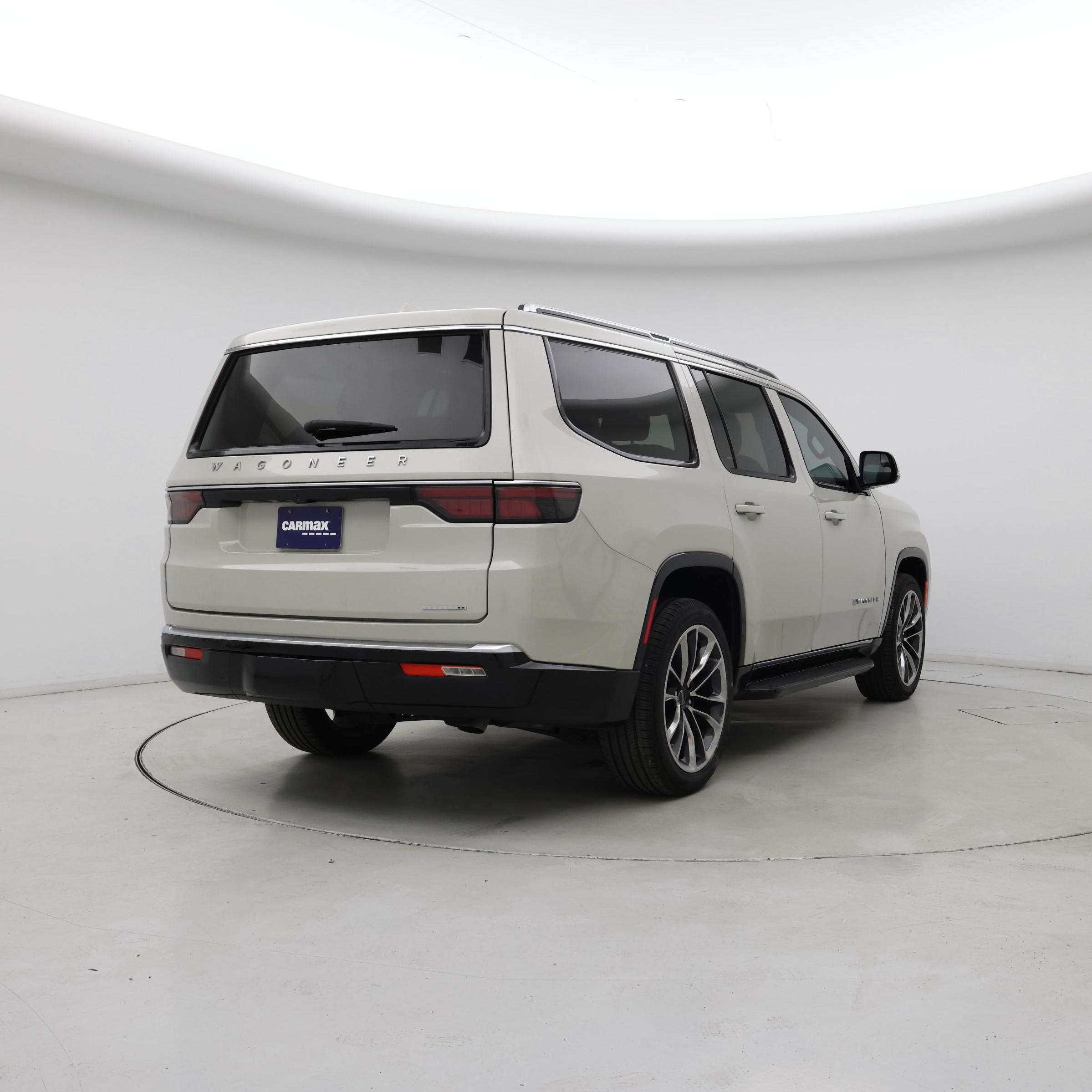 Thumbnail: 2022 Jeep Wagoneer - 8