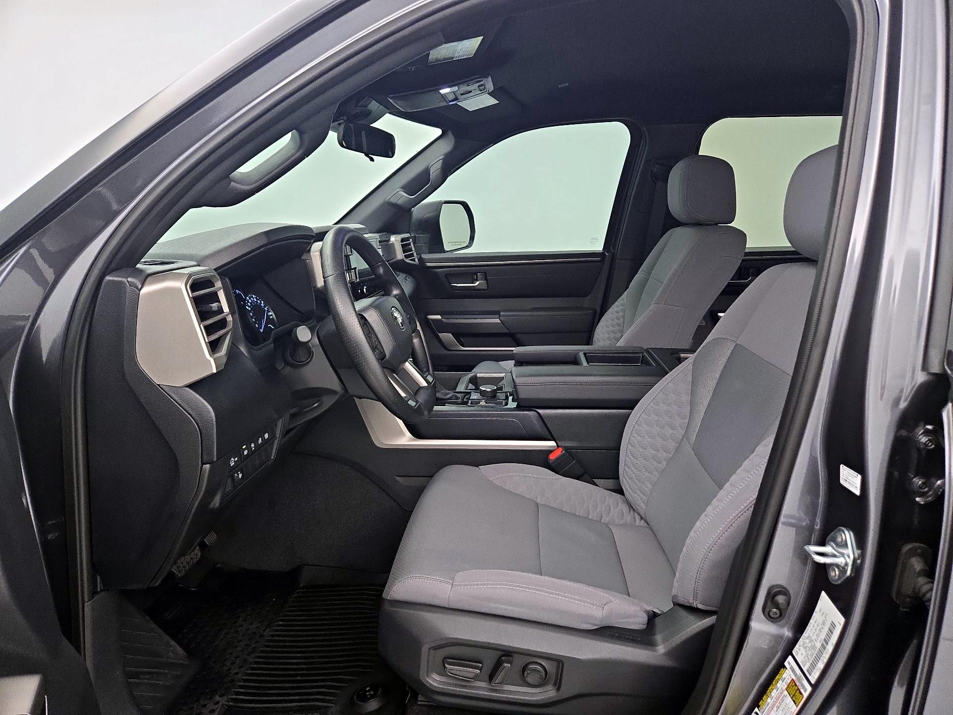 Thumbnail: 2025 Toyota Tundra - 11