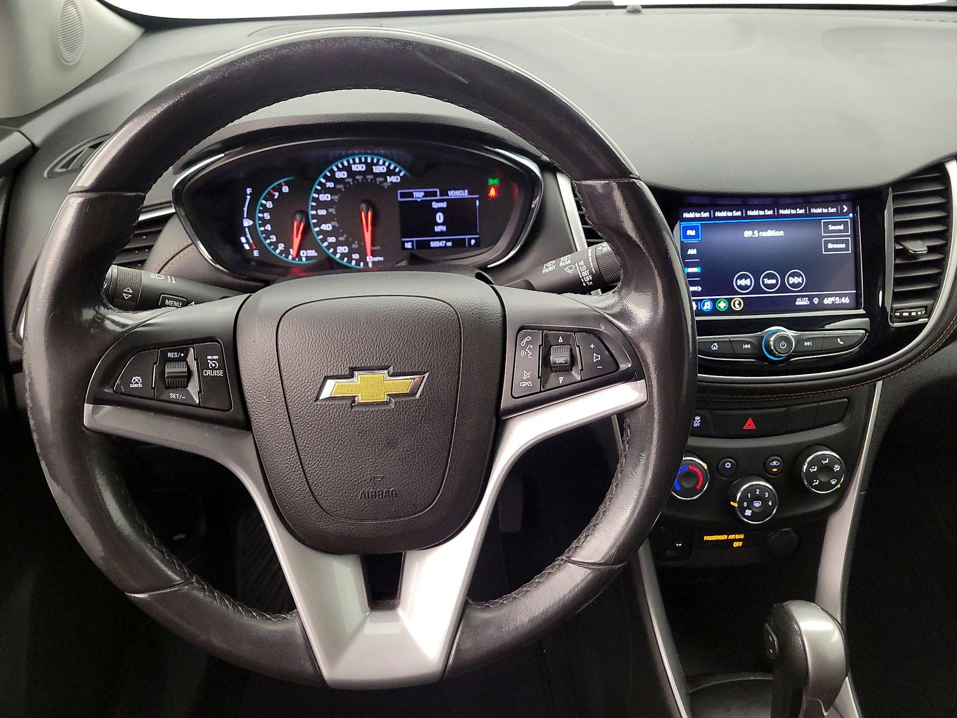 Thumbnail: 2020 Chevrolet Trax - 10