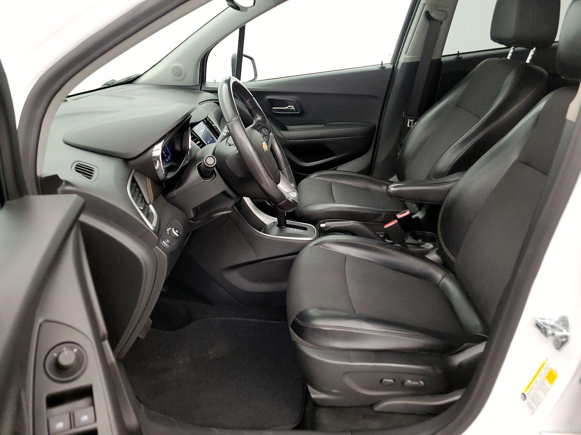 Thumbnail: 2020 Chevrolet Trax - 11