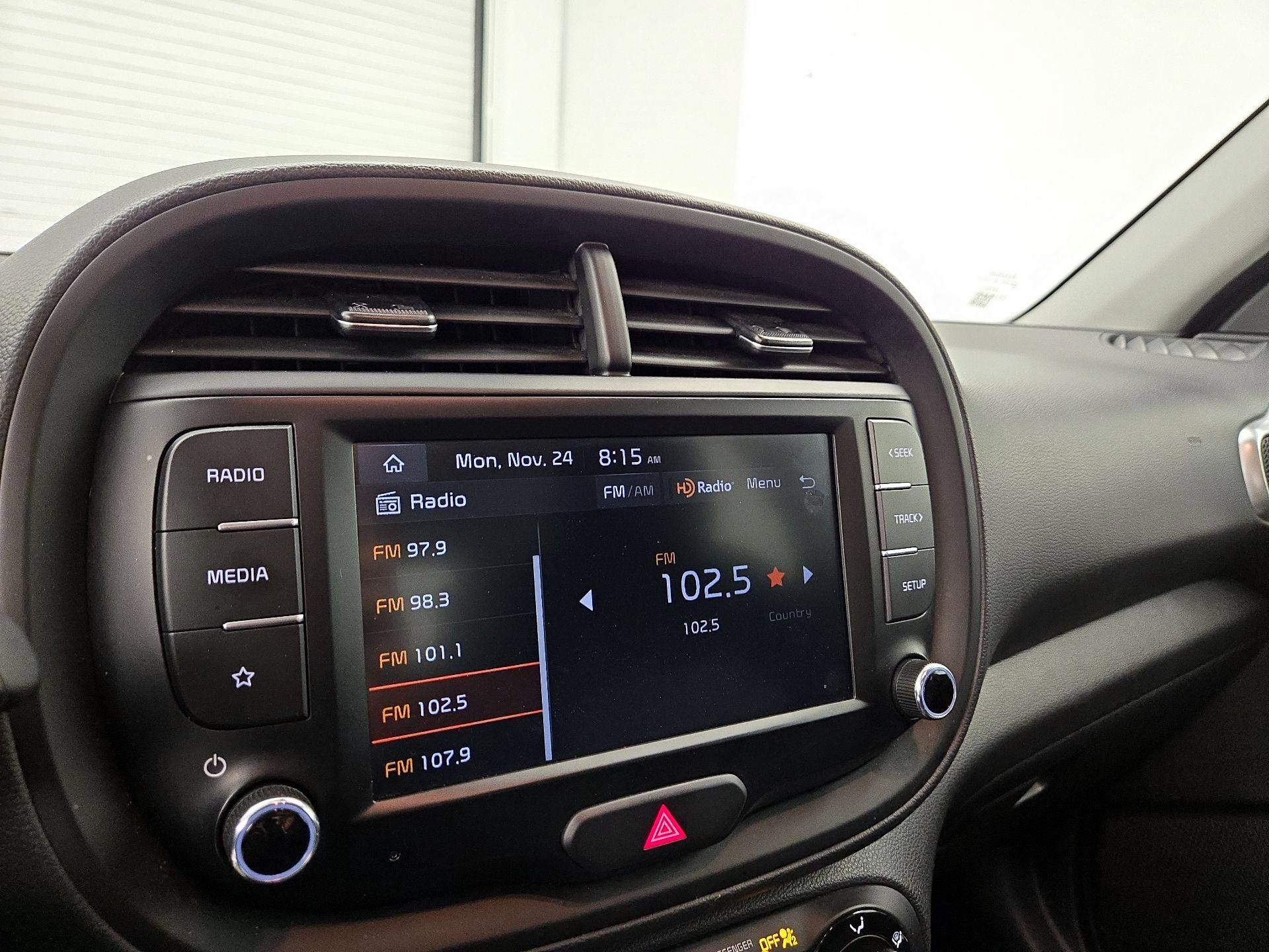 Thumbnail: 2023 Kia Soul - 15