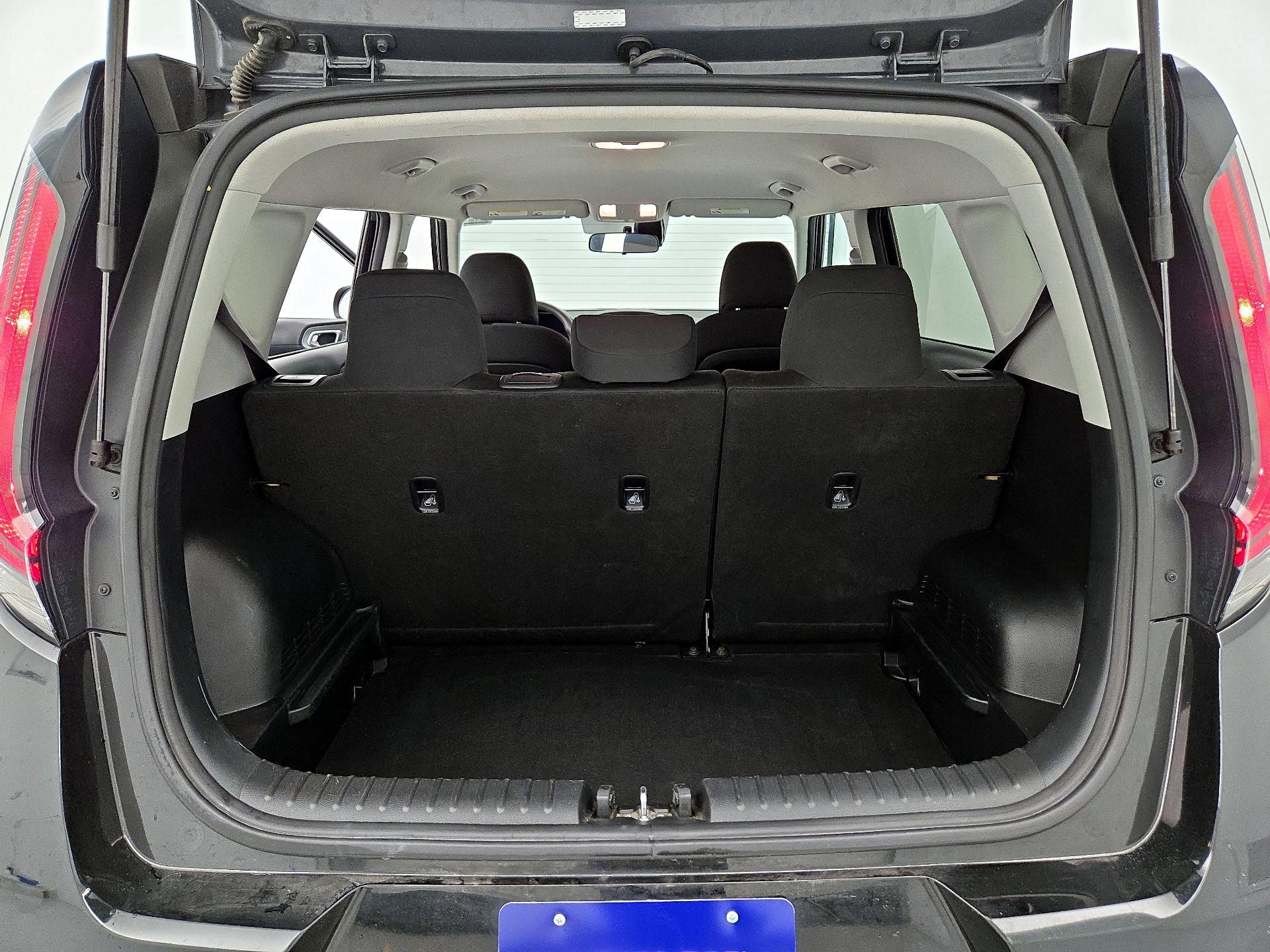 Thumbnail: 2023 Kia Soul - 20