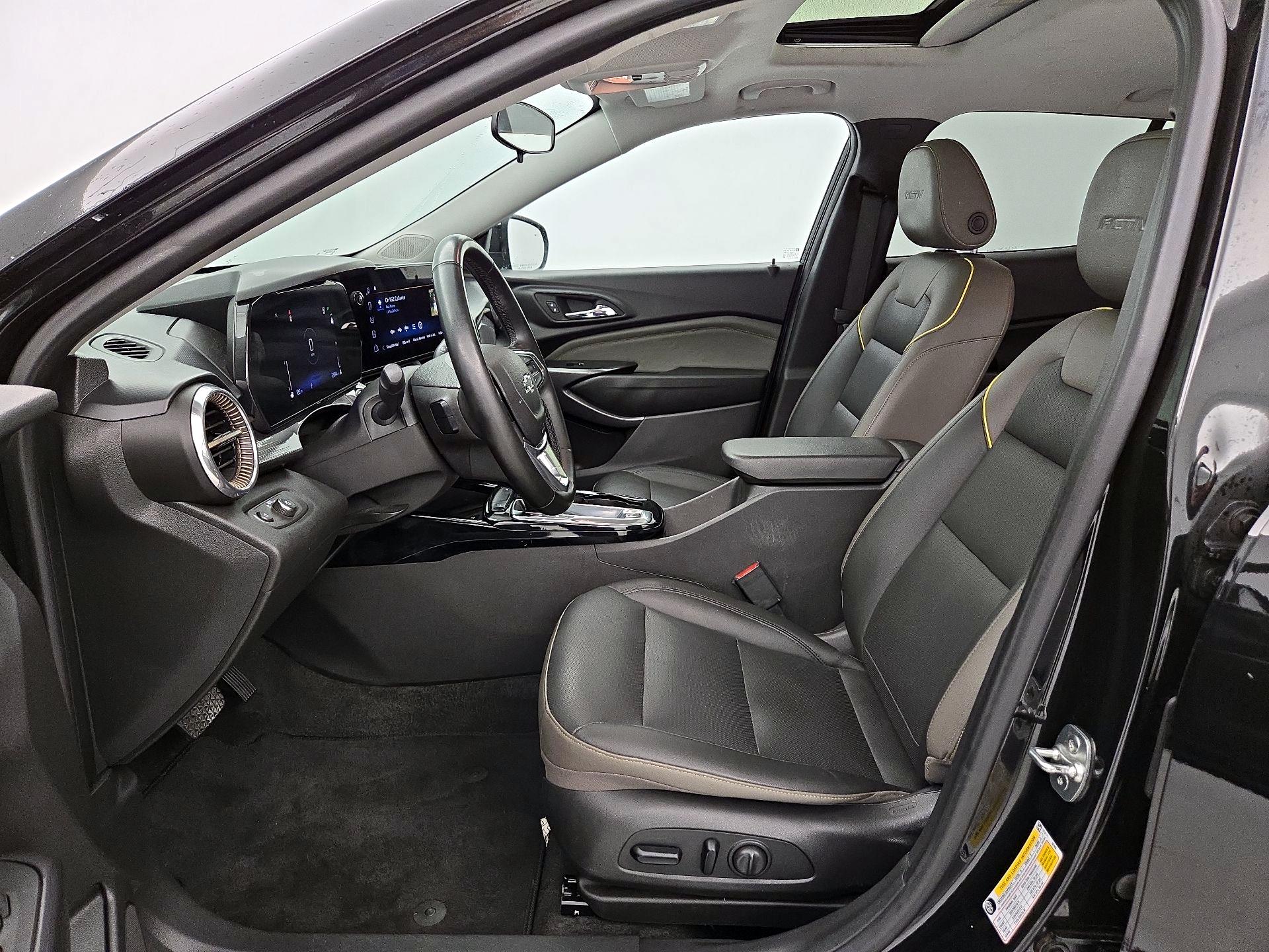 Thumbnail: 2024 Chevrolet Trax - 11